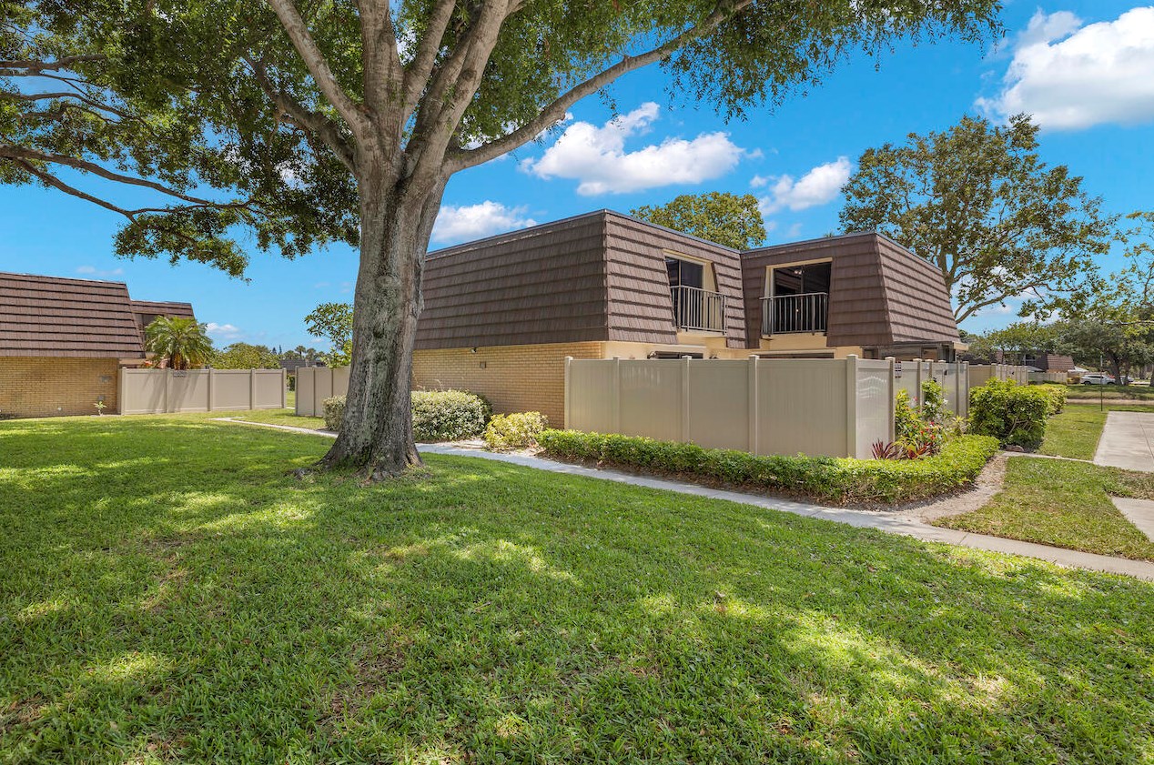 7005 70th Way, West Palm Beach, FL 33407