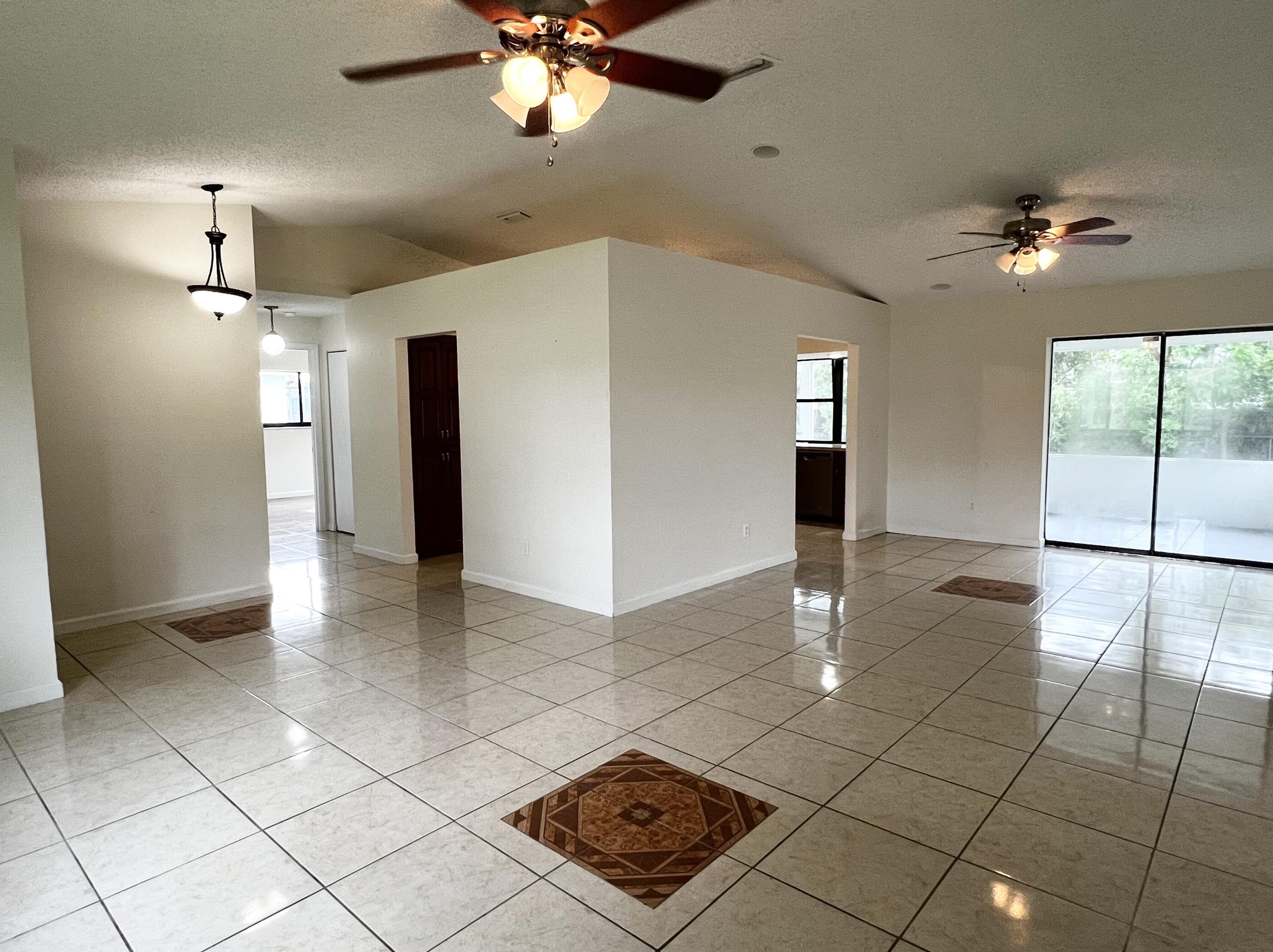 1961 Sw Libra Ln, Fort Pierce, FL 34984