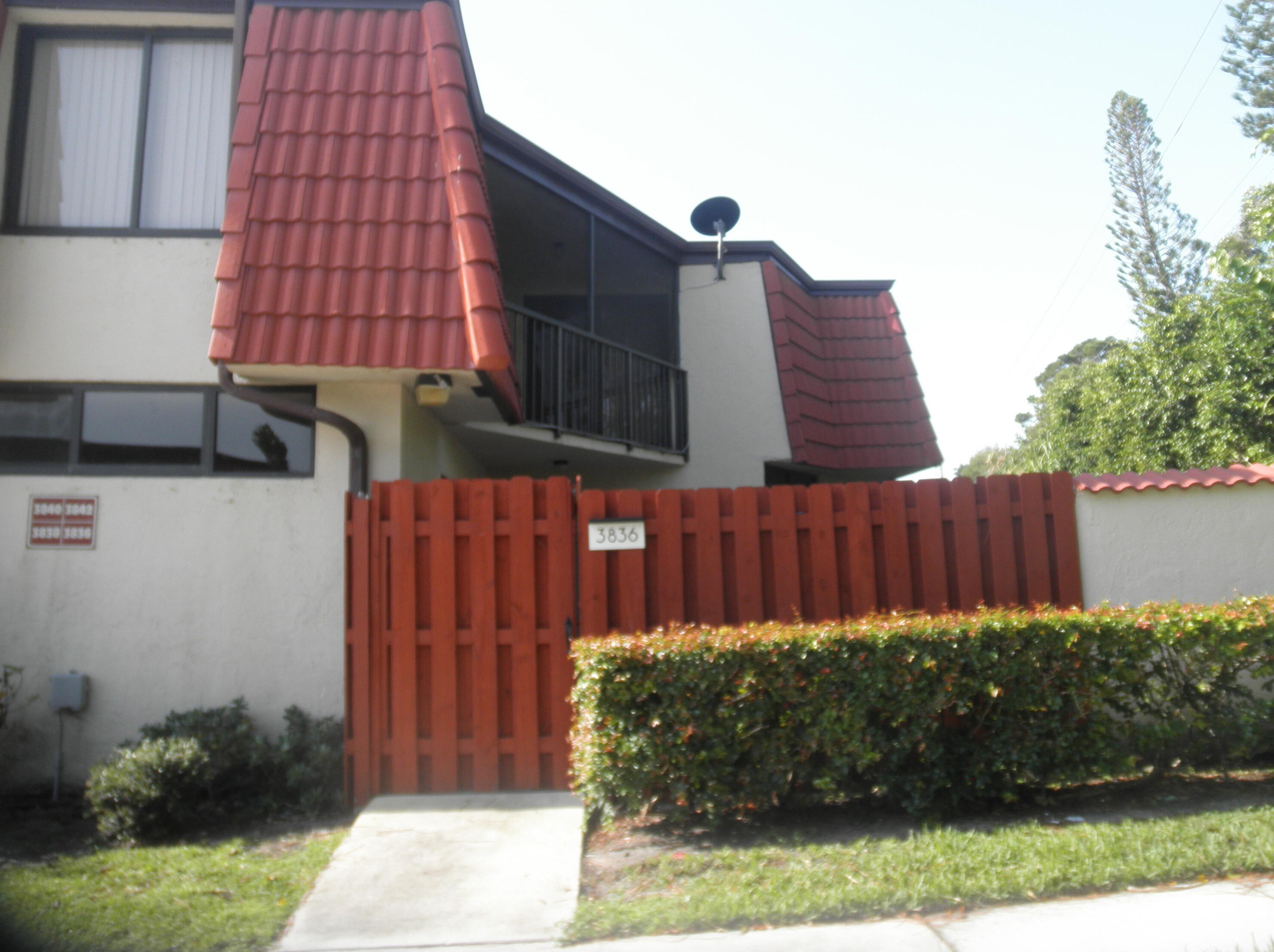 3836 Victoria Dr #3836, West Palm Beach, FL 33406
