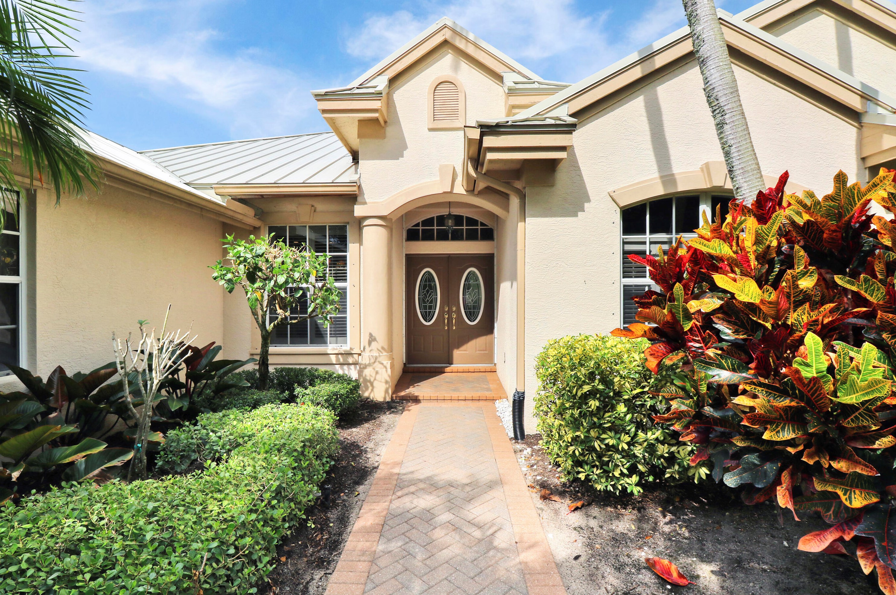 7996 Sequoia Dr, Hobe Sound, FL 33455-7888