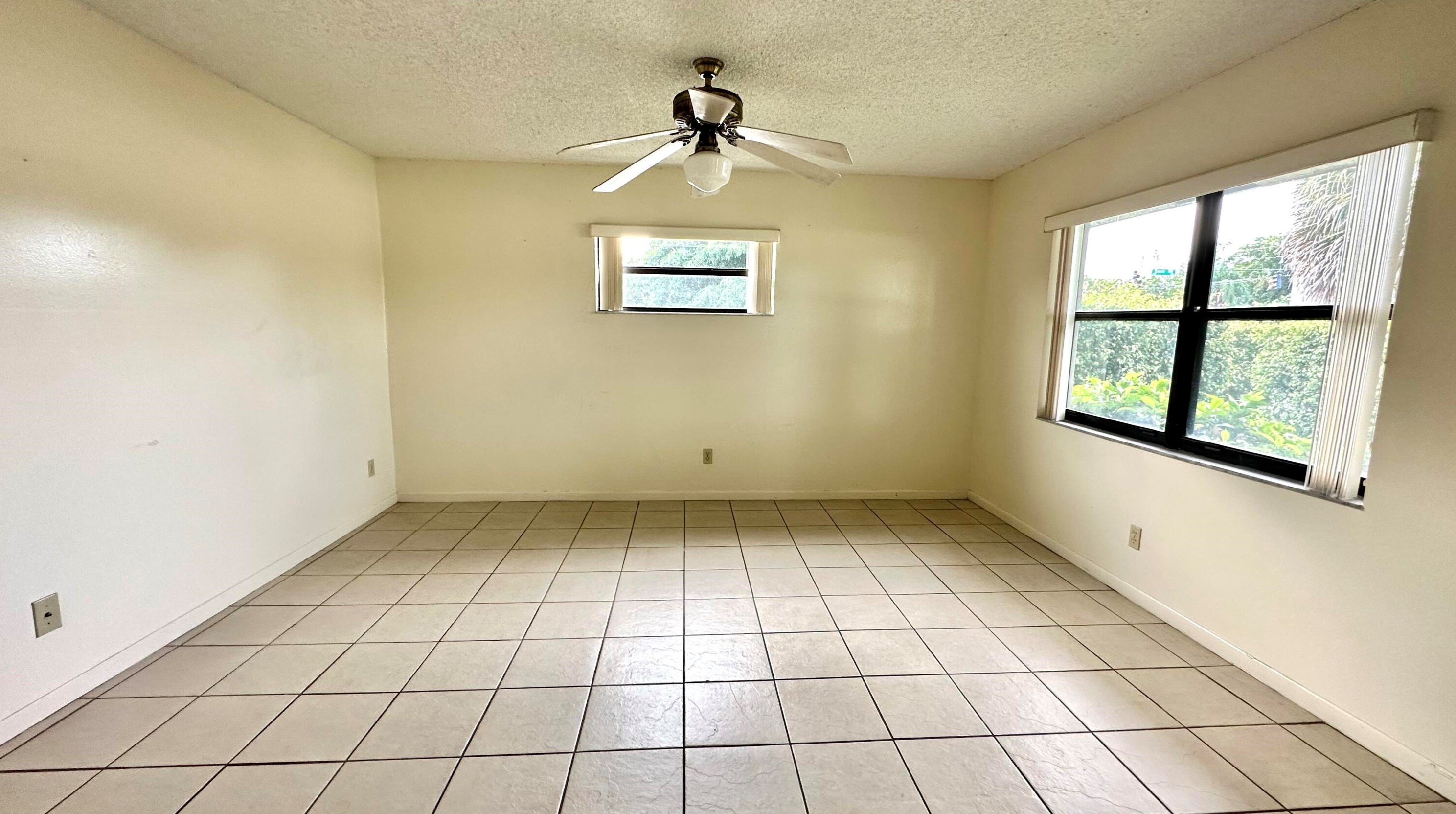 3515 Melaleuca Ln, Lake Worth, FL 33461-5111