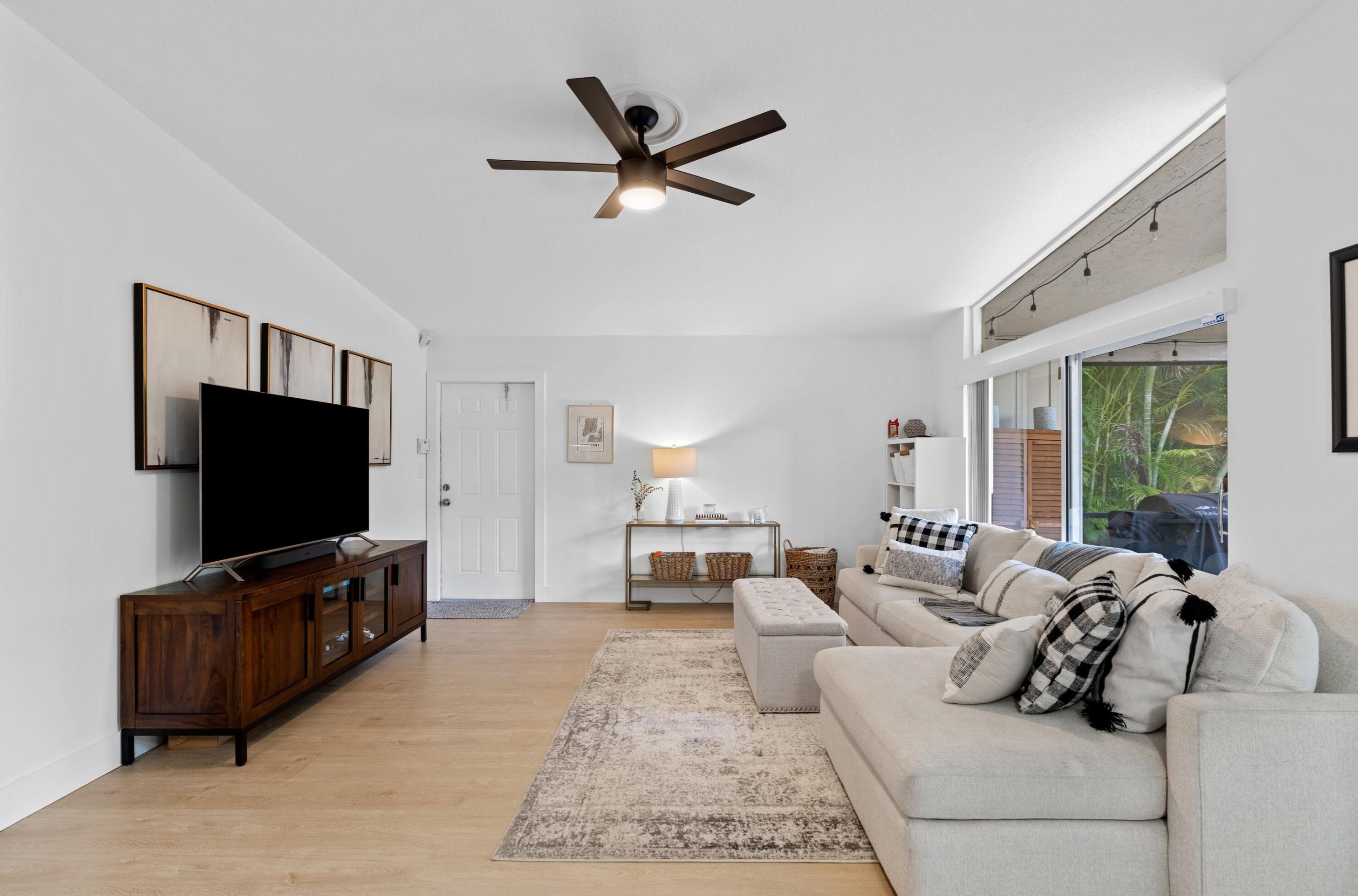 22259 Woodspring Dr, Boca Raton, FL 33428