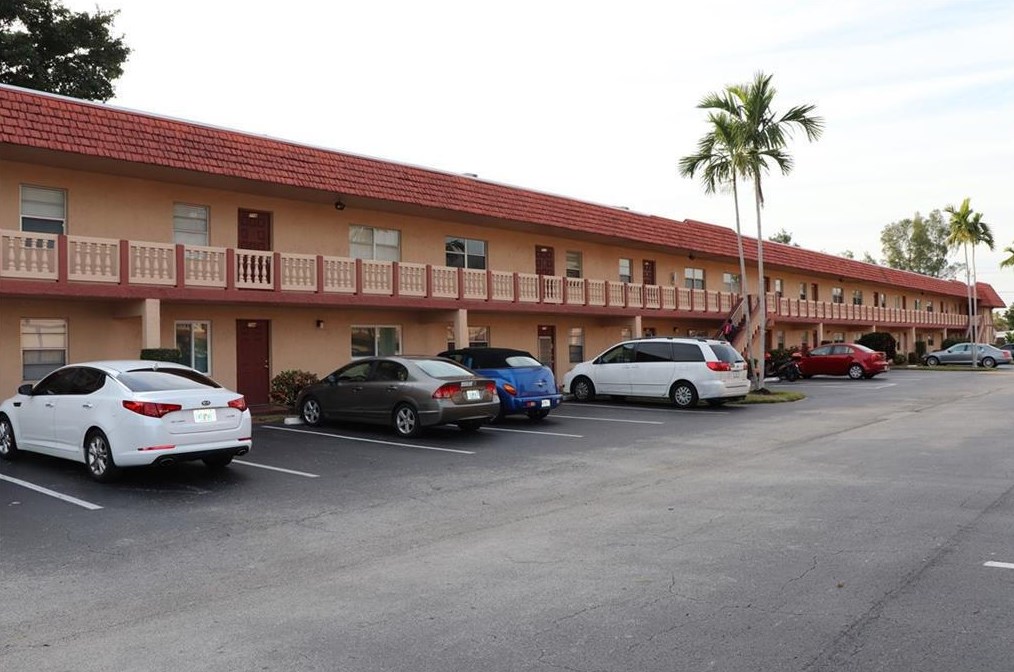 9338 Sw 3rd St Apt 503, Boca Raton, FL 33428