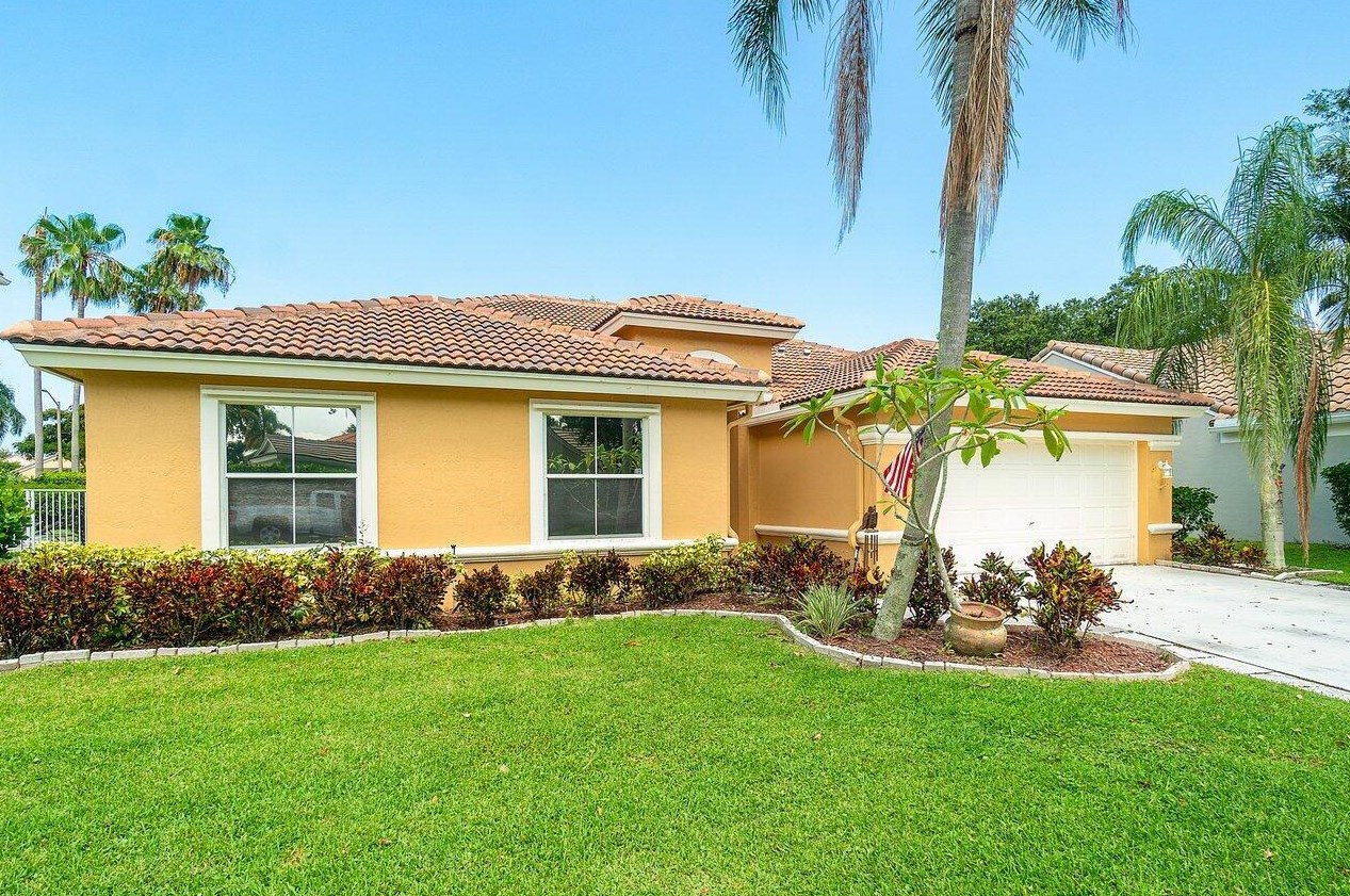6428 Old Medinah Cir, Lake Worth, FL 33463-7338