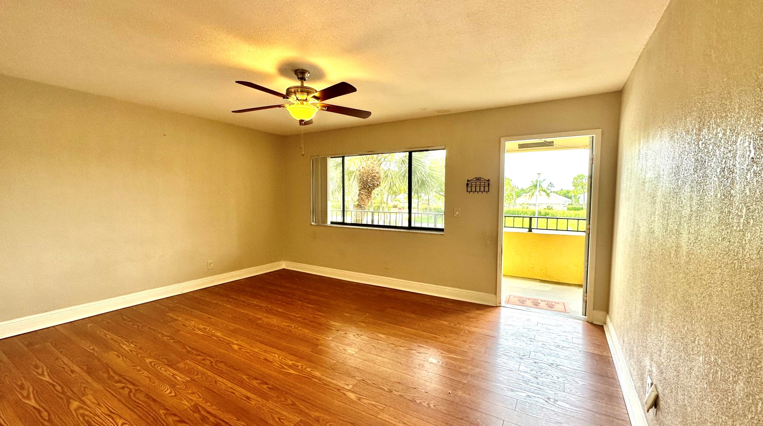 1632 Meadows Cir W, Boynton Beach, FL 33436