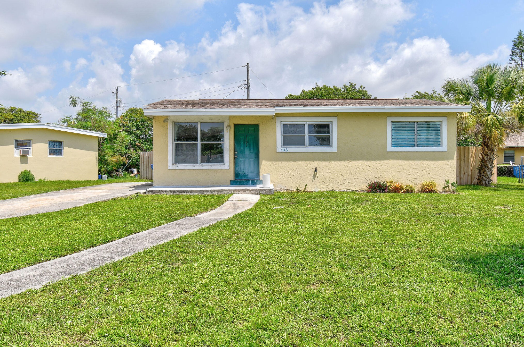 1403 Jennings St, Lake Worth, FL 33462-4124