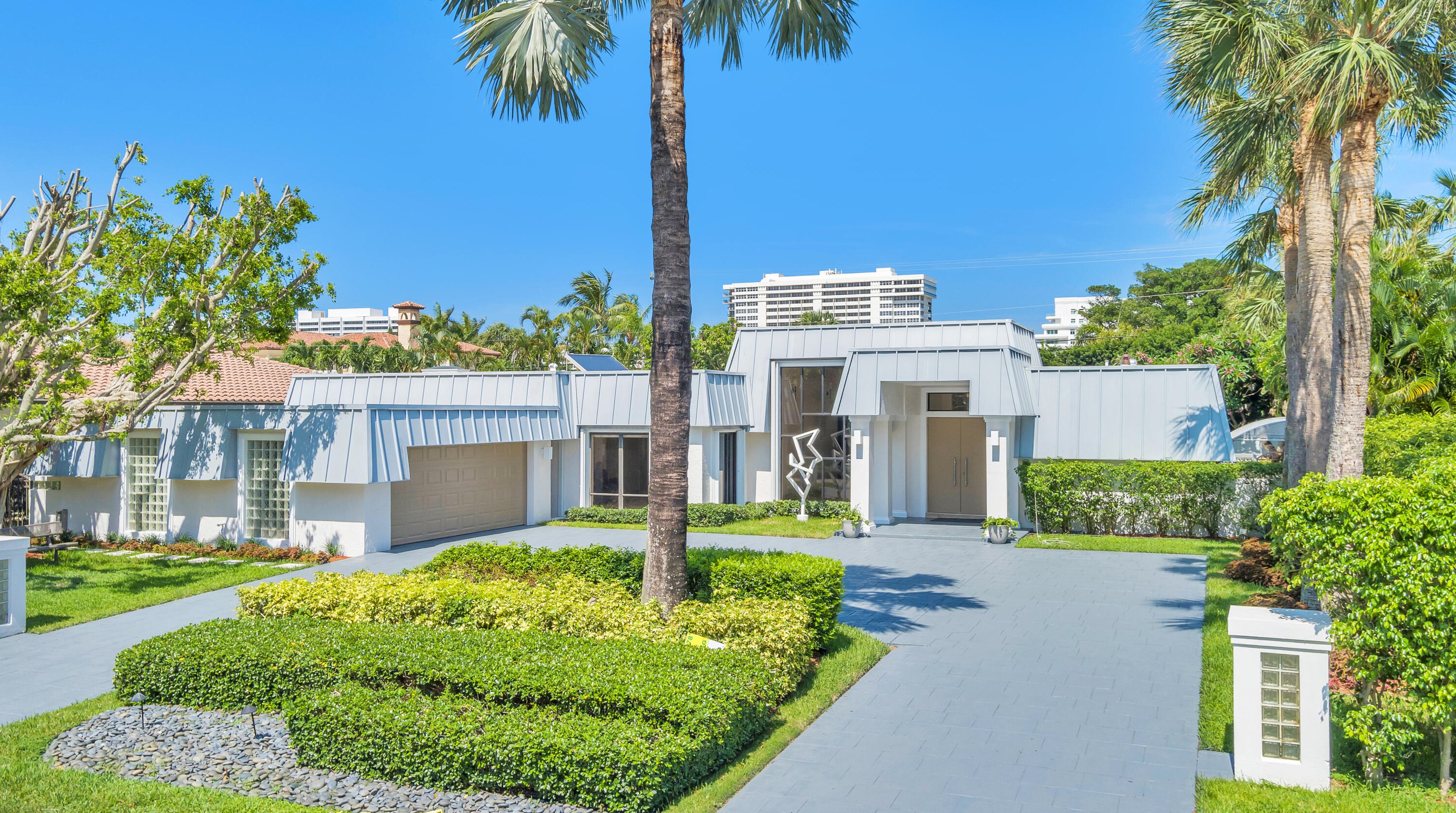 2400 Spanish River Rd, Boca Raton, FL 33432