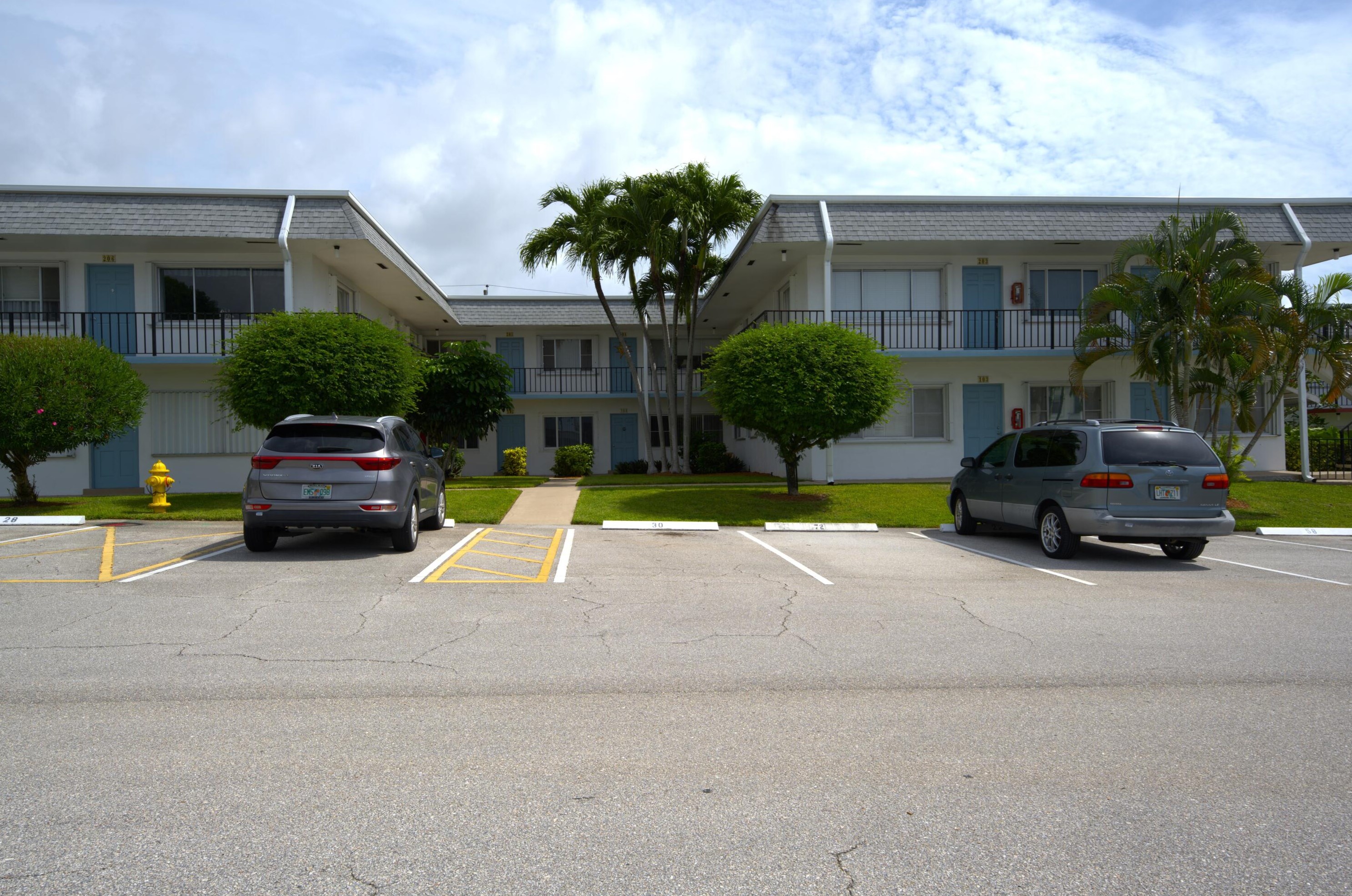 3402 Cynthia Ln #104, Lake Worth, FL 33461