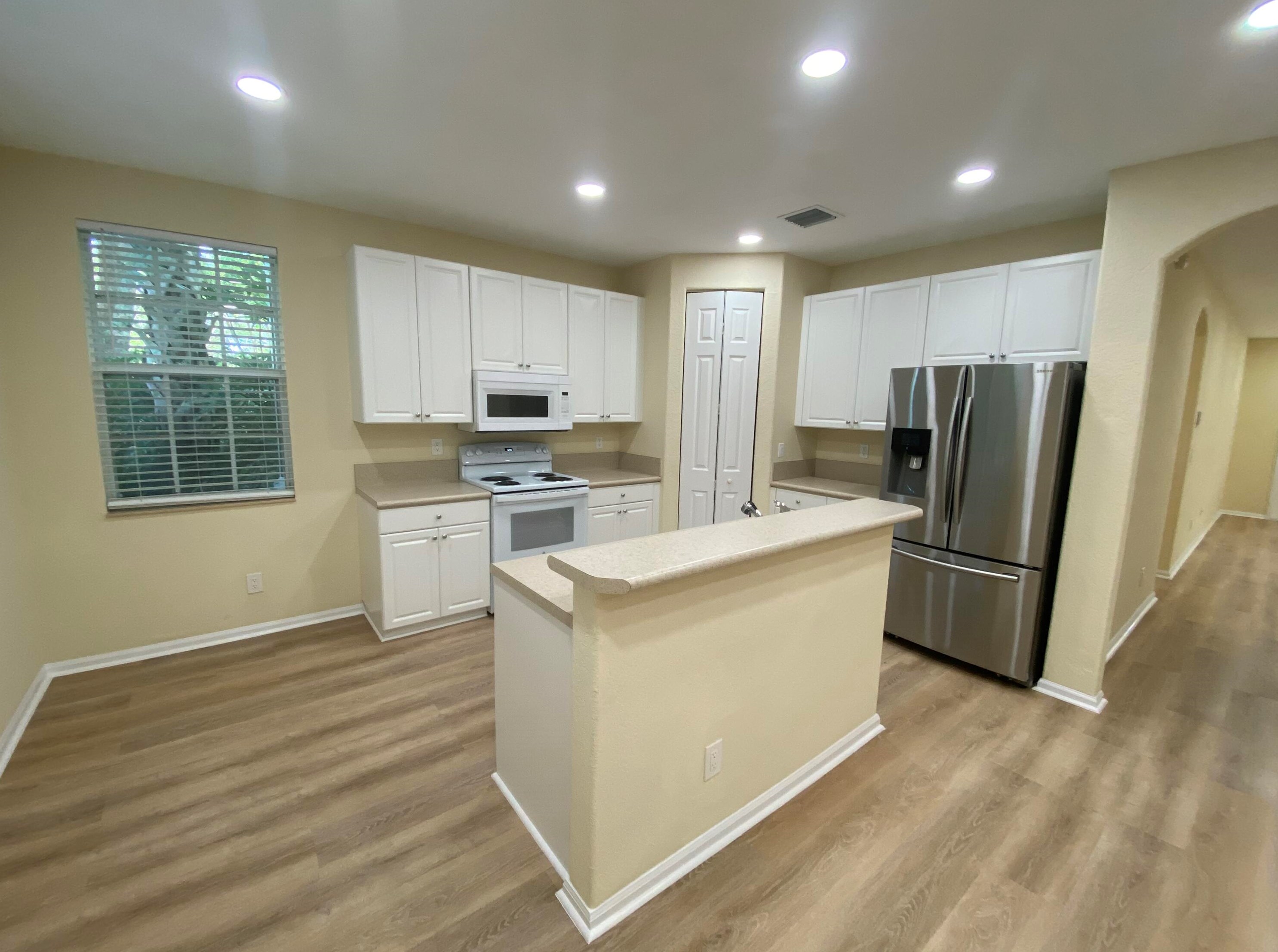 4456 Regal Ct, Delray Beach, FL 33445