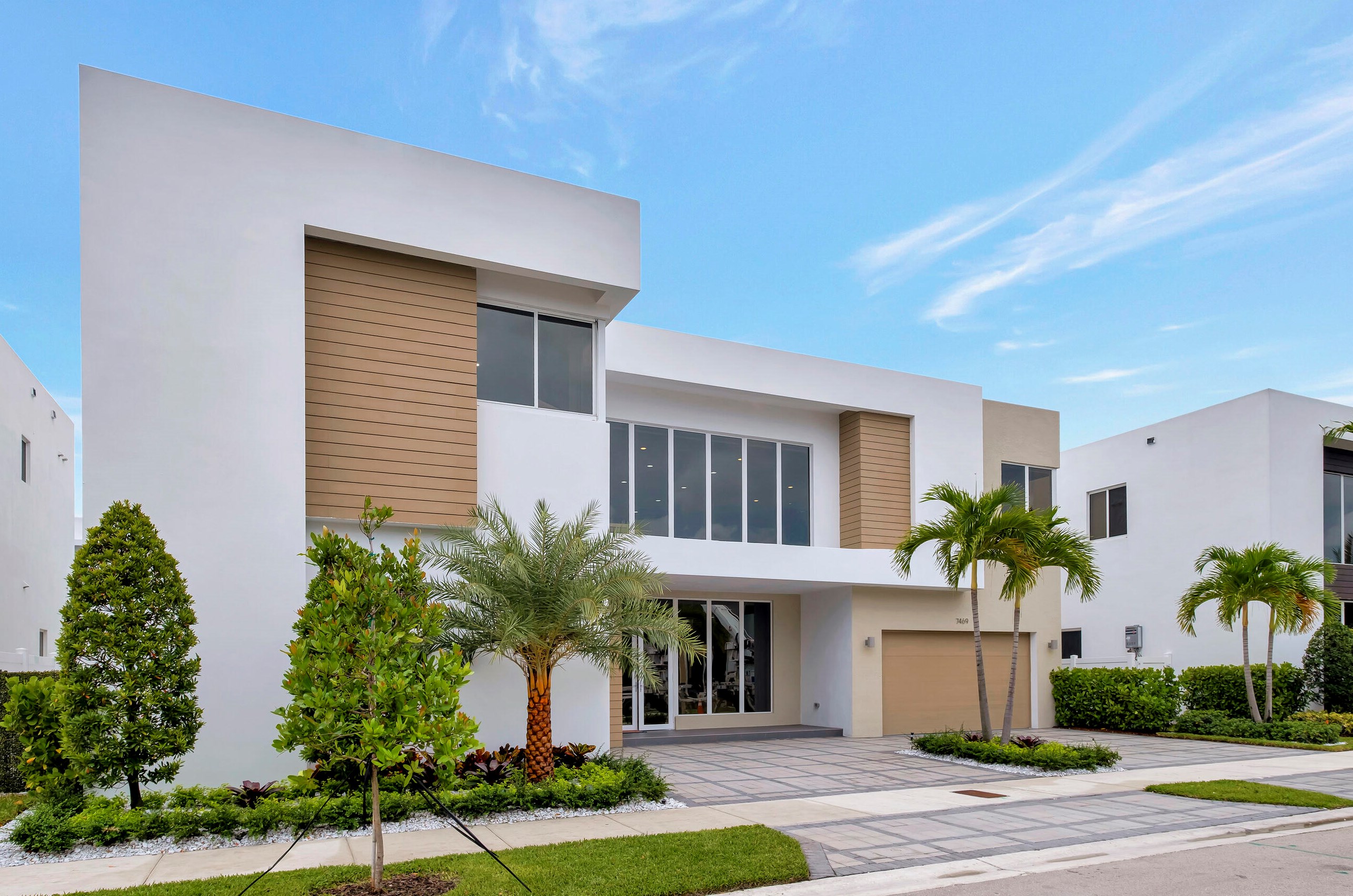 7469 Nw 103rd Pl, Miami, FL 33178