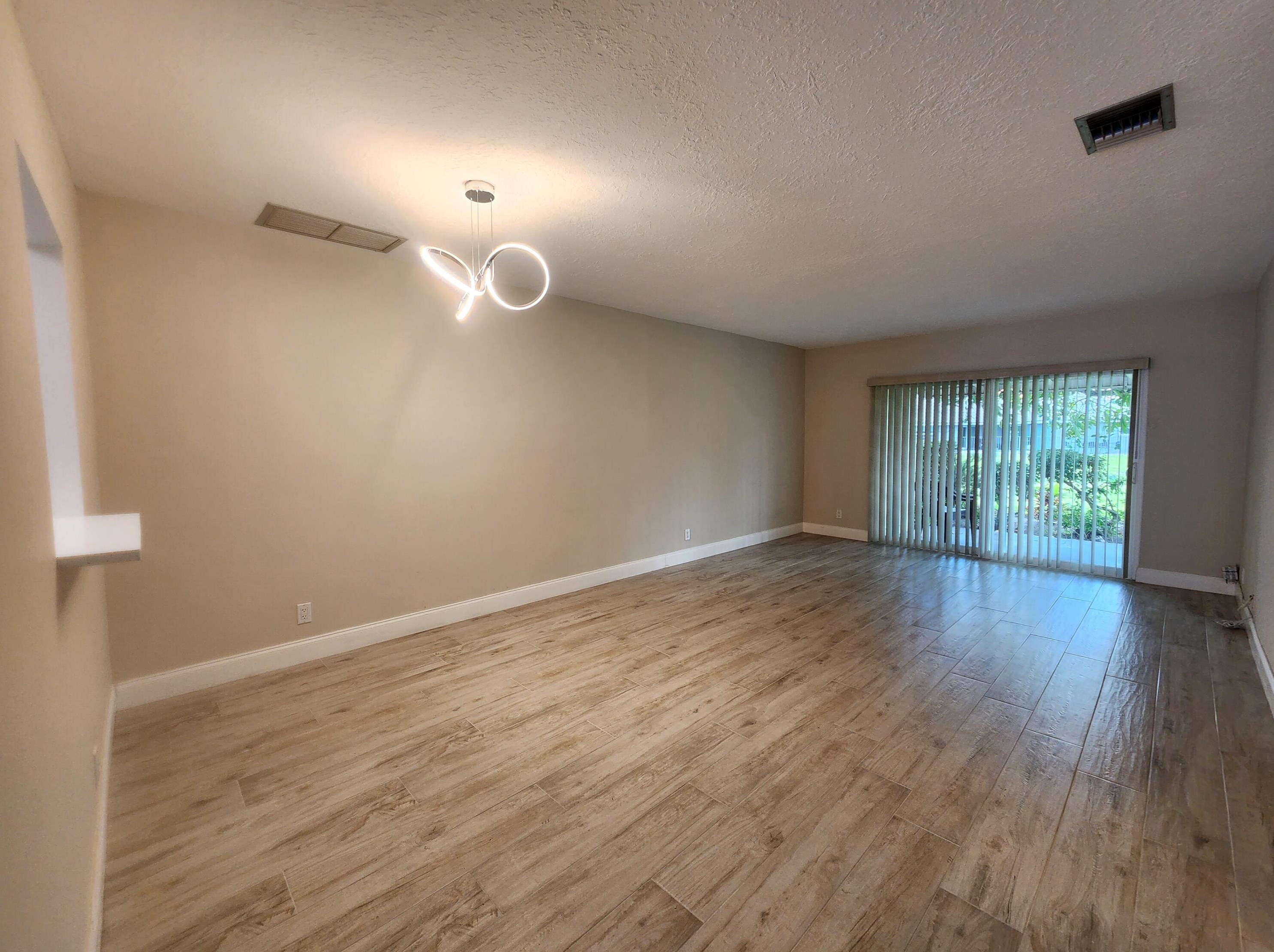 8836 Belle Aire Dr, Boca Raton, FL 33433
