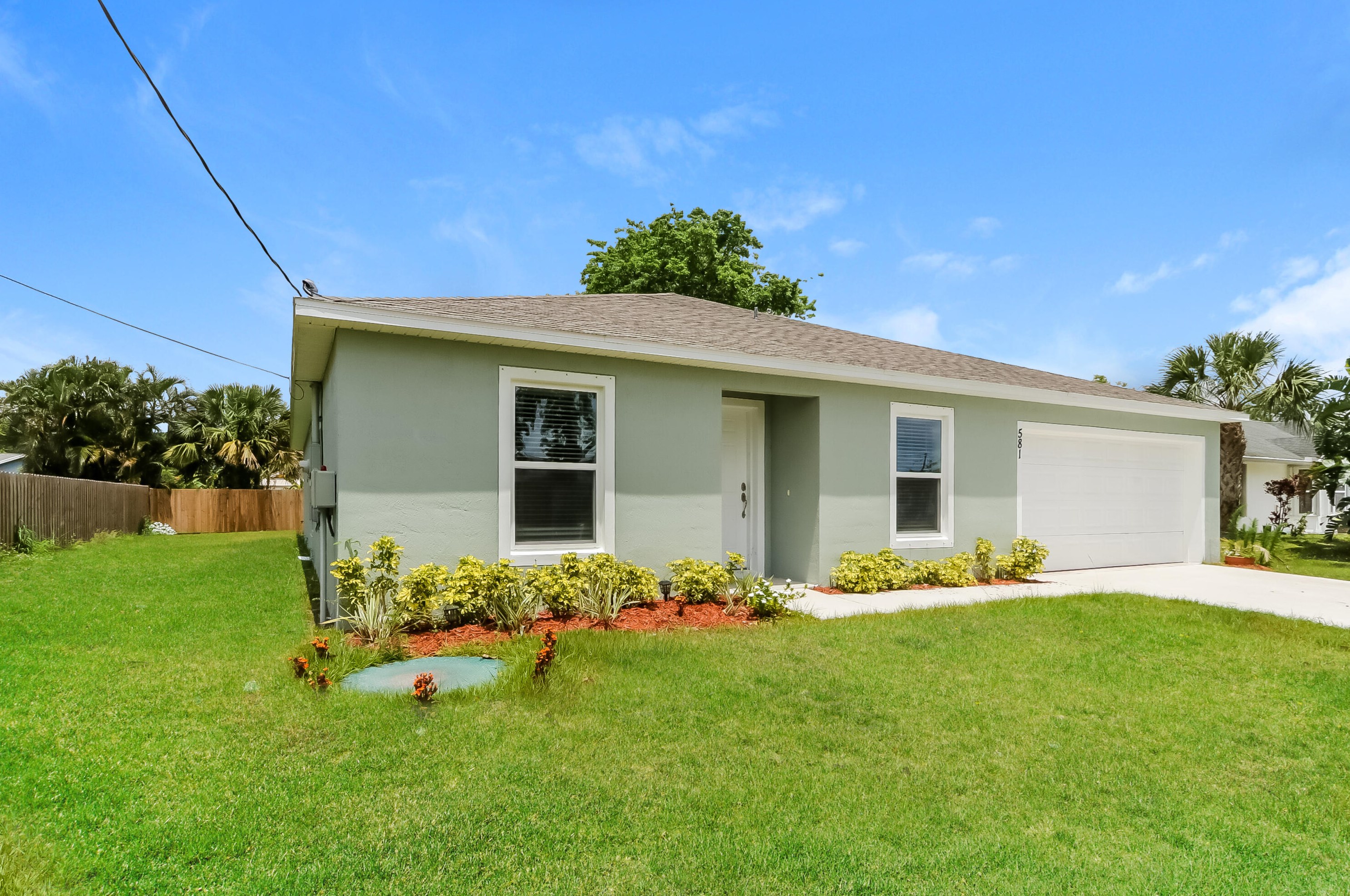 581 Sw Todd Ave, Fort Pierce, FL 34983
