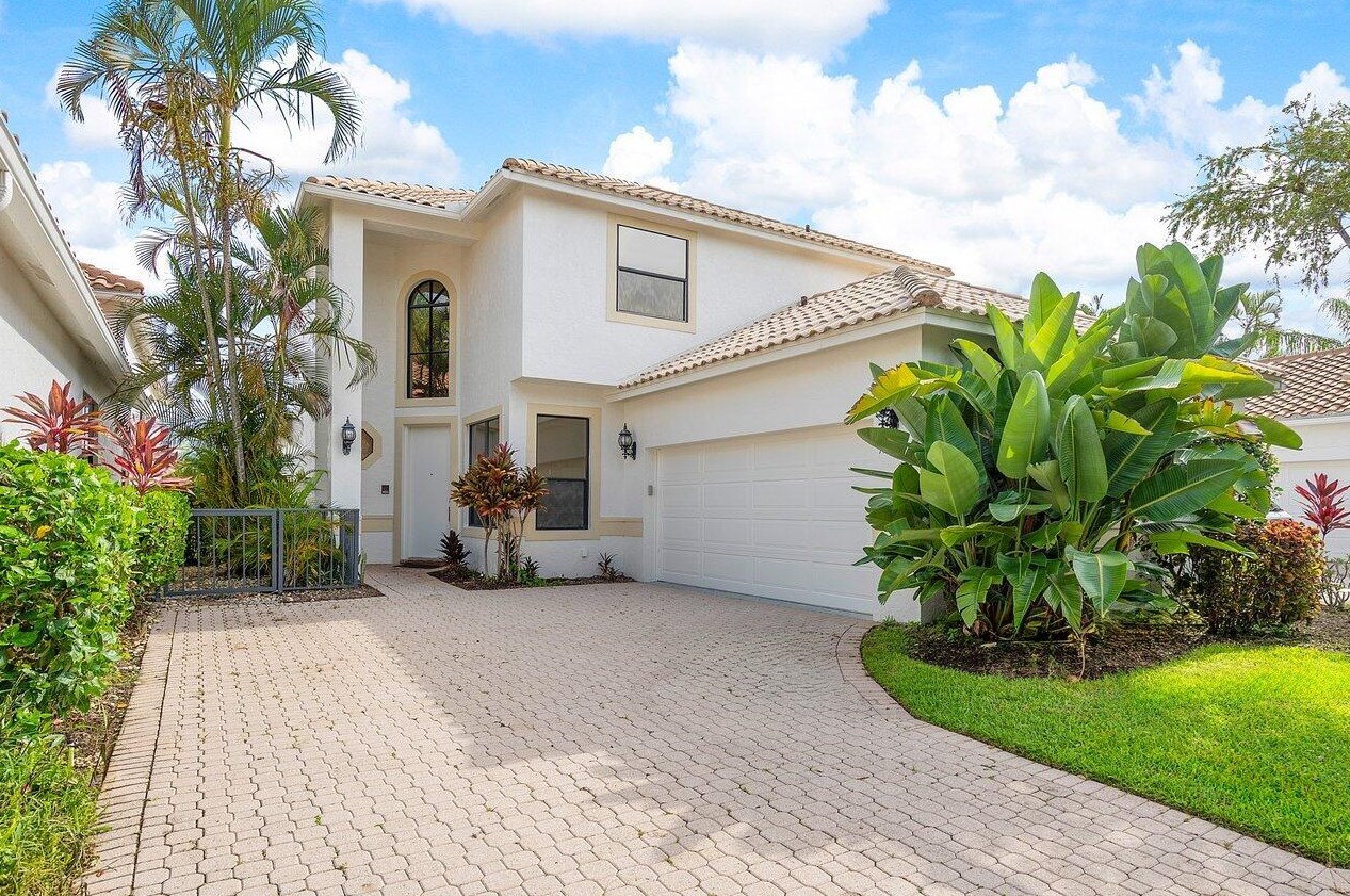 17099 Ryton Ln, Boca Raton, FL 33496-3206