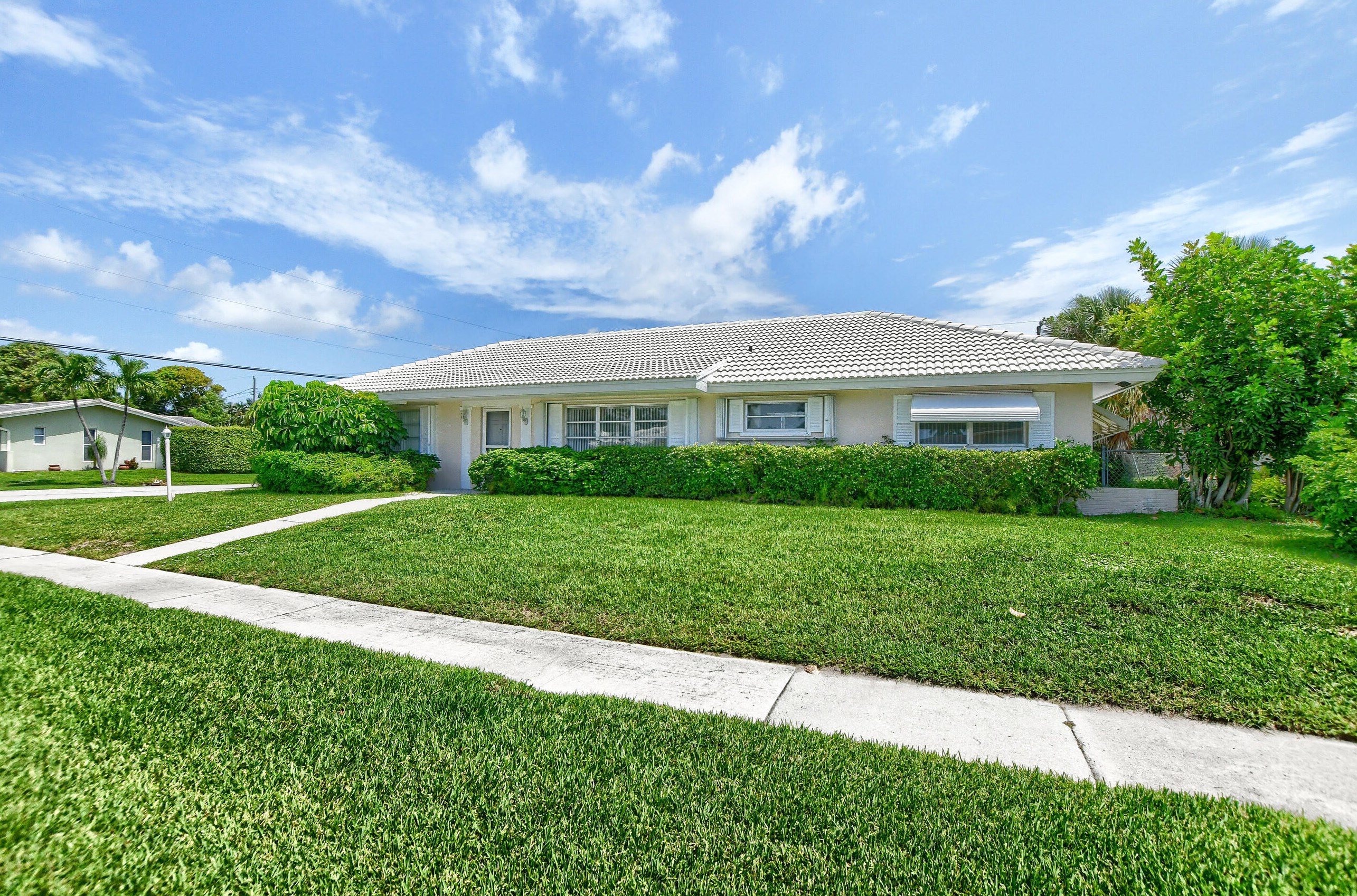 1099 13th Pl, Boca Raton FL  33486-5423 exterior