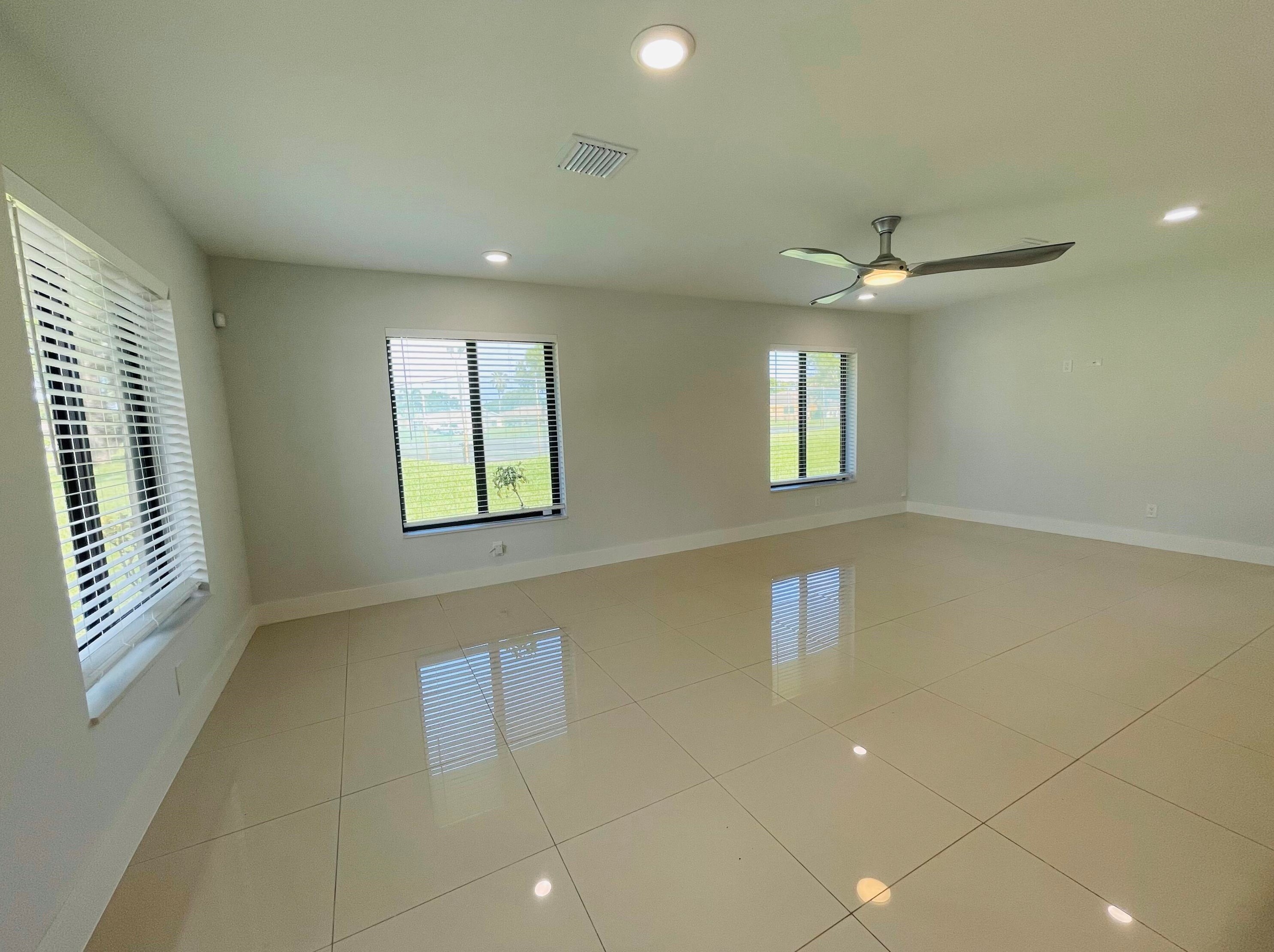 4892 Palm Hill Dr #13b, West Palm Beach, FL 33415
