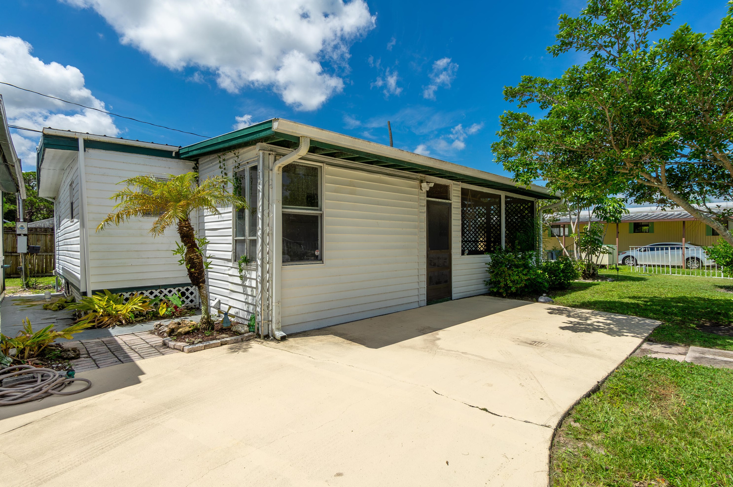 7818 Arrance St, Hobe Sound FL  33455-6304 exterior