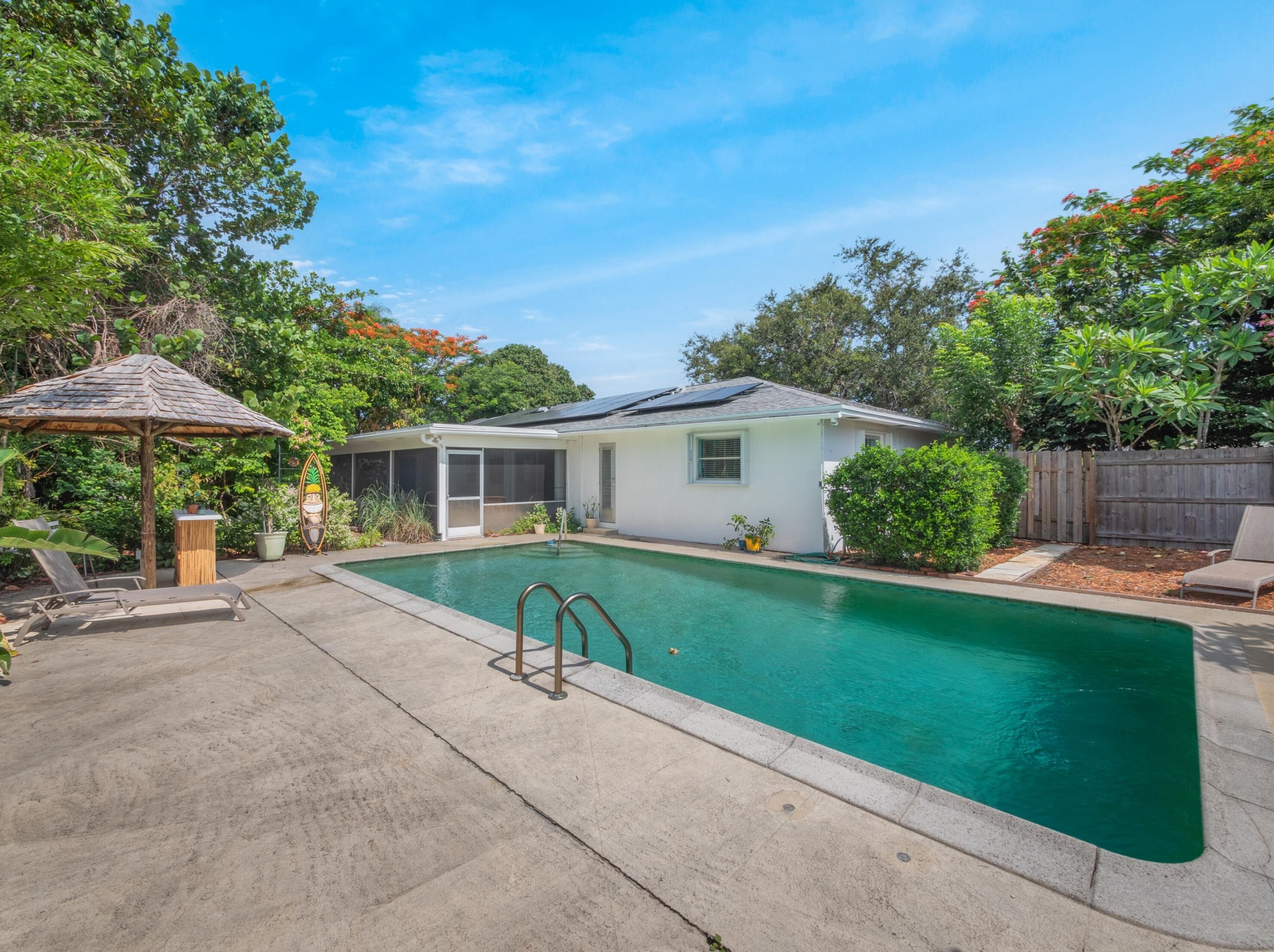 2780 Worcester Rd, Lake Worth, FL 33462-3872