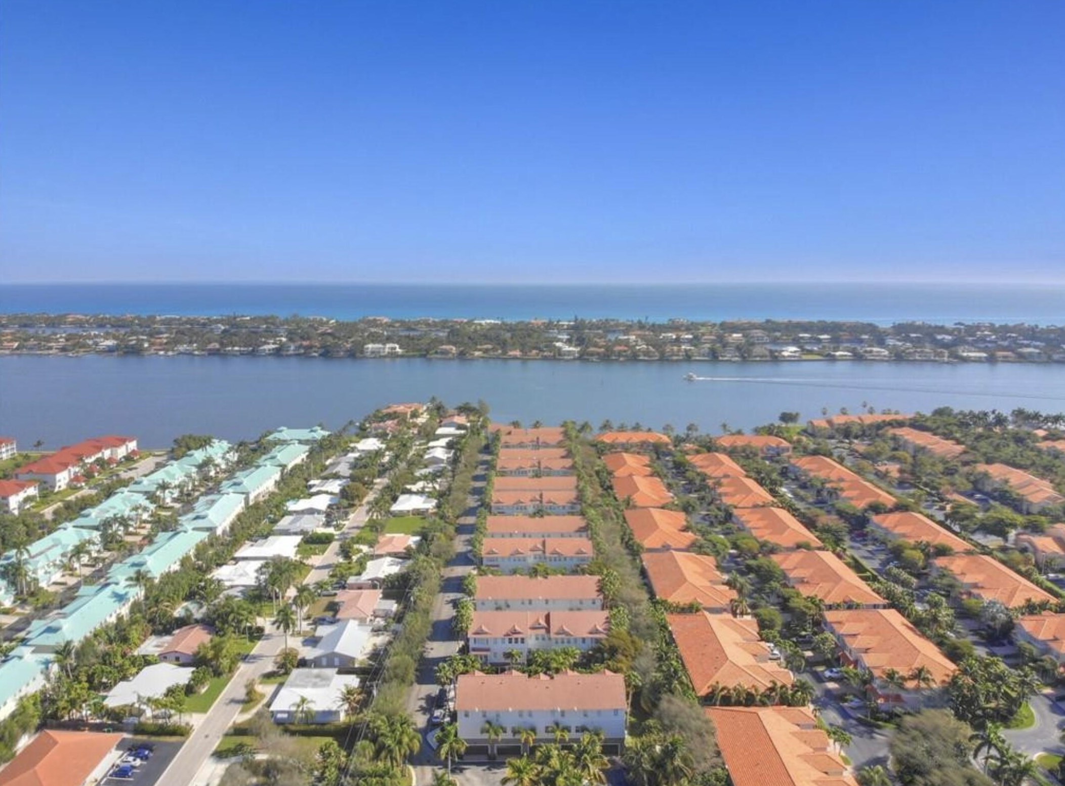125 Ocean Cay Way, Lake Worth, FL 33462-6510