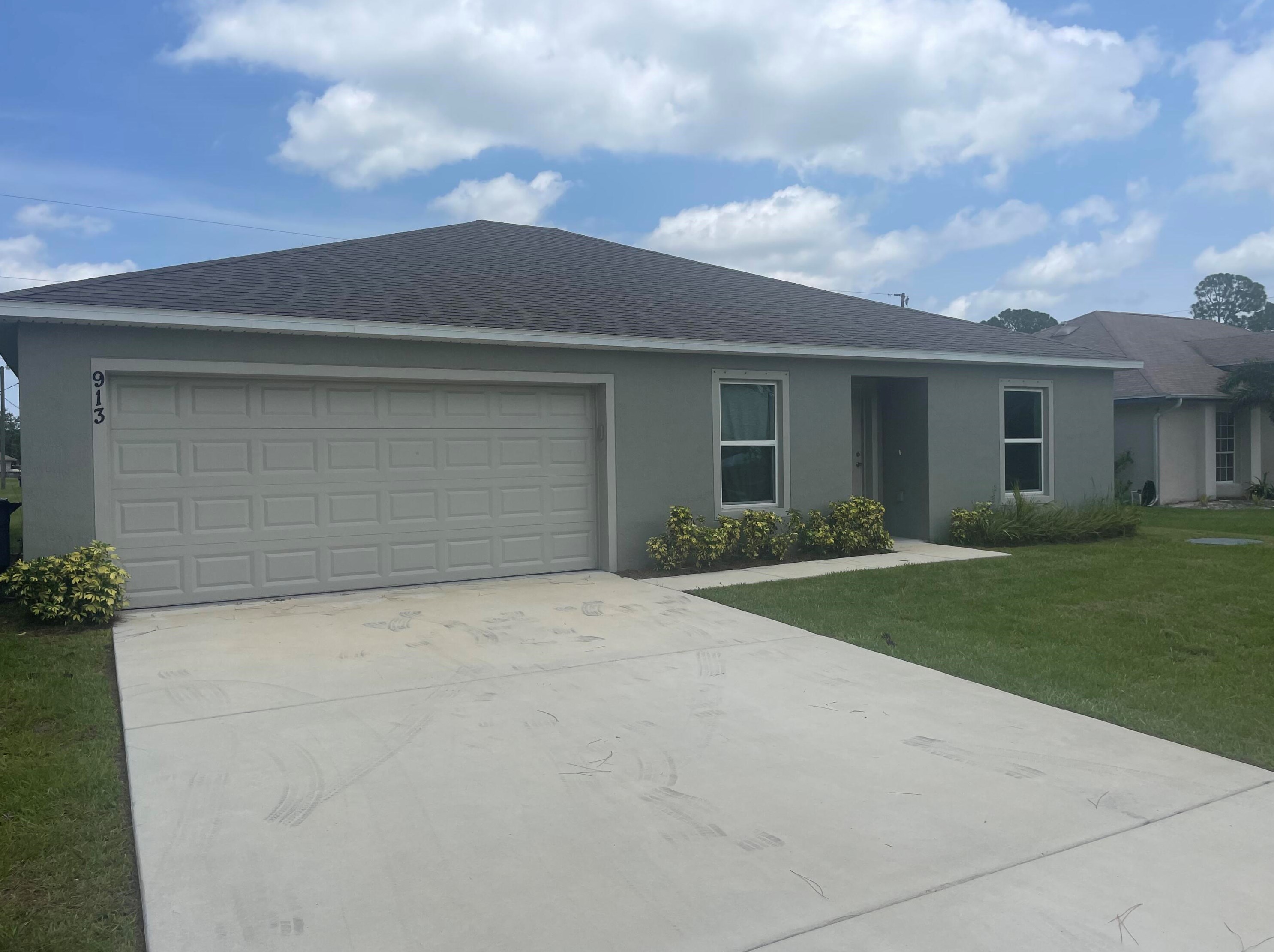 913 Sw Eureka Ave, Fort Pierce, FL 34953