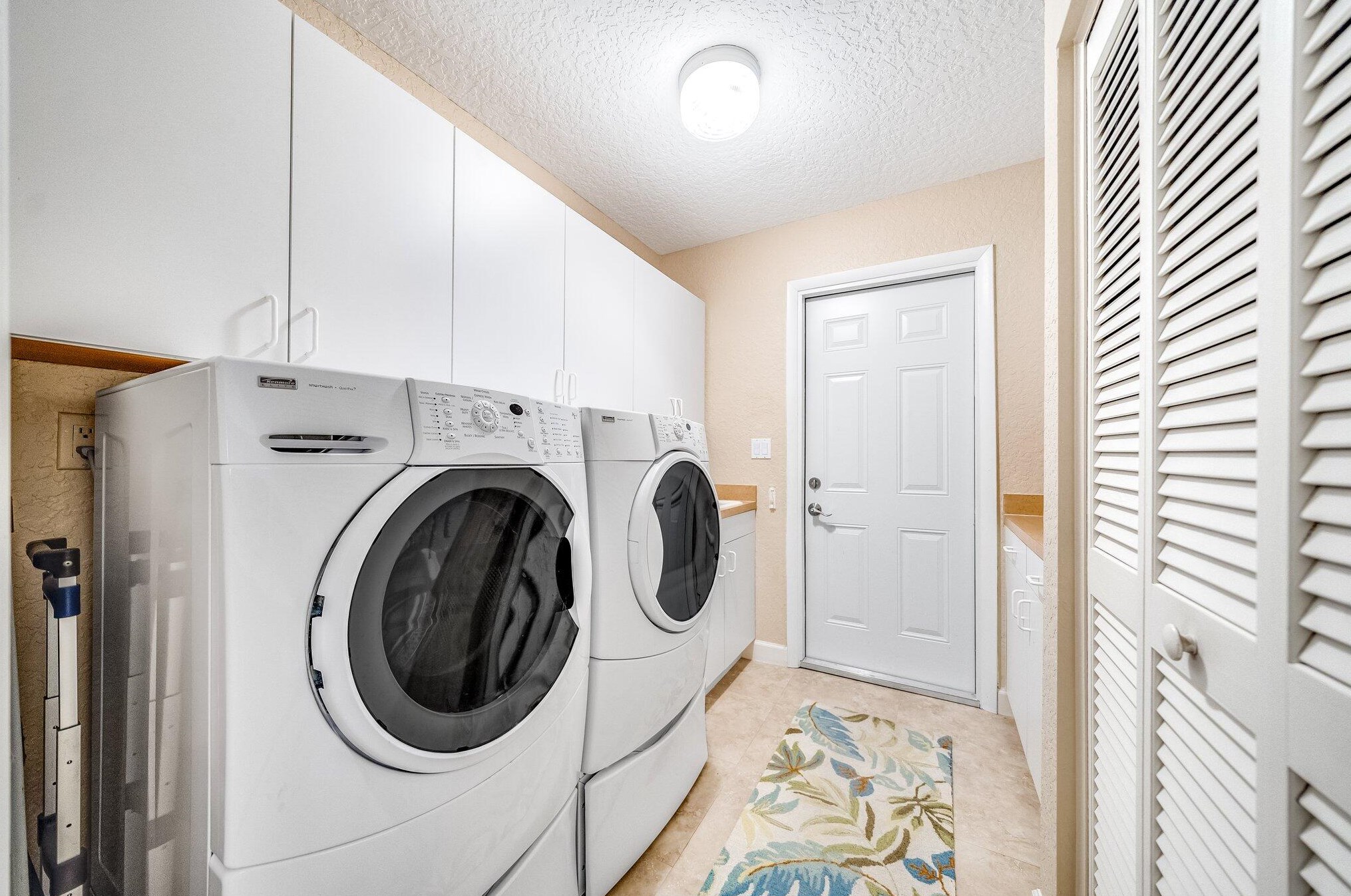 12908 Cocoa Pne Dr, Boynton Beach FL 33436-6145 exterior