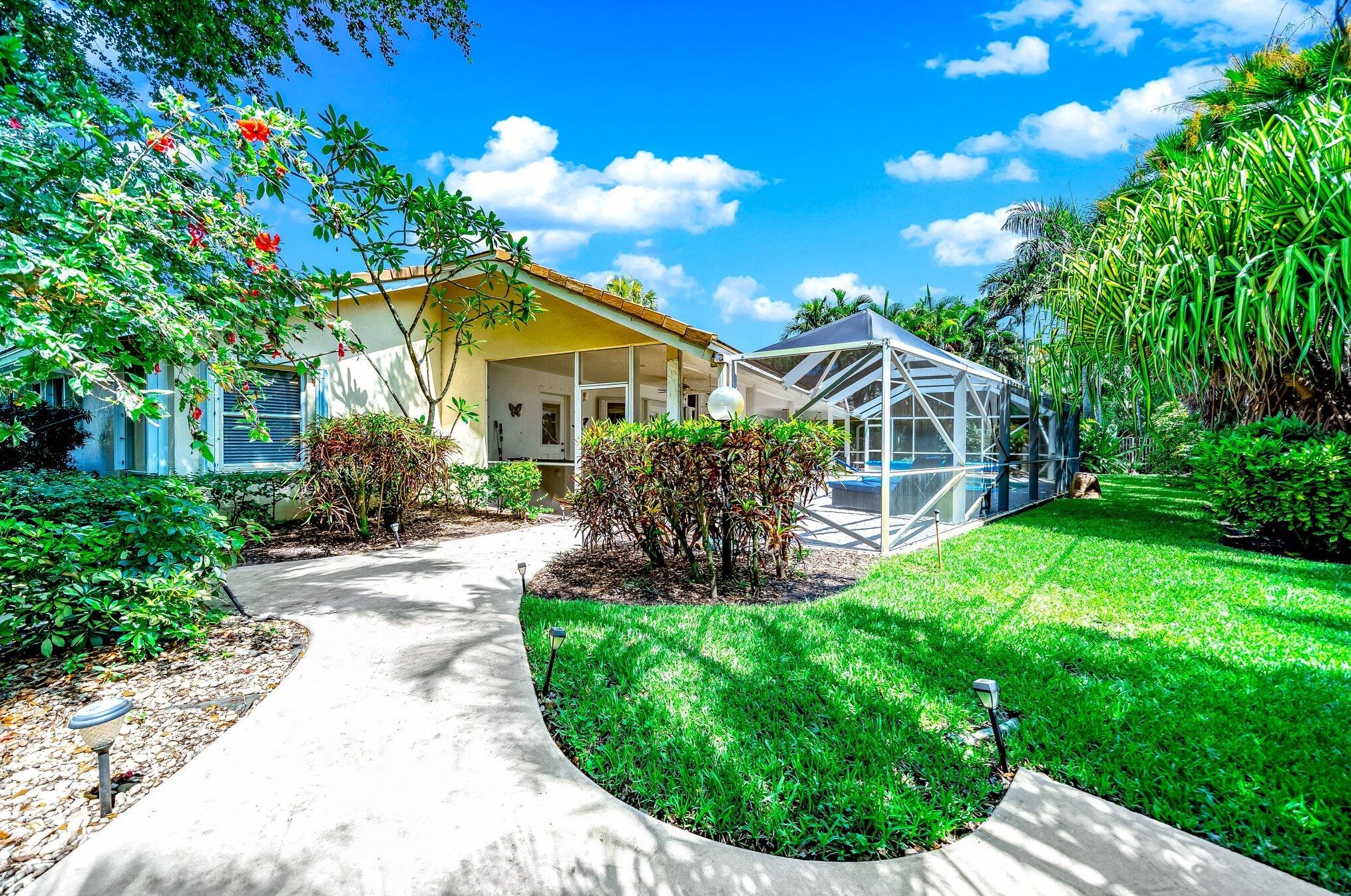 12908 Cocoa Pne Dr, Boynton Beach FL 33436-6145 exterior