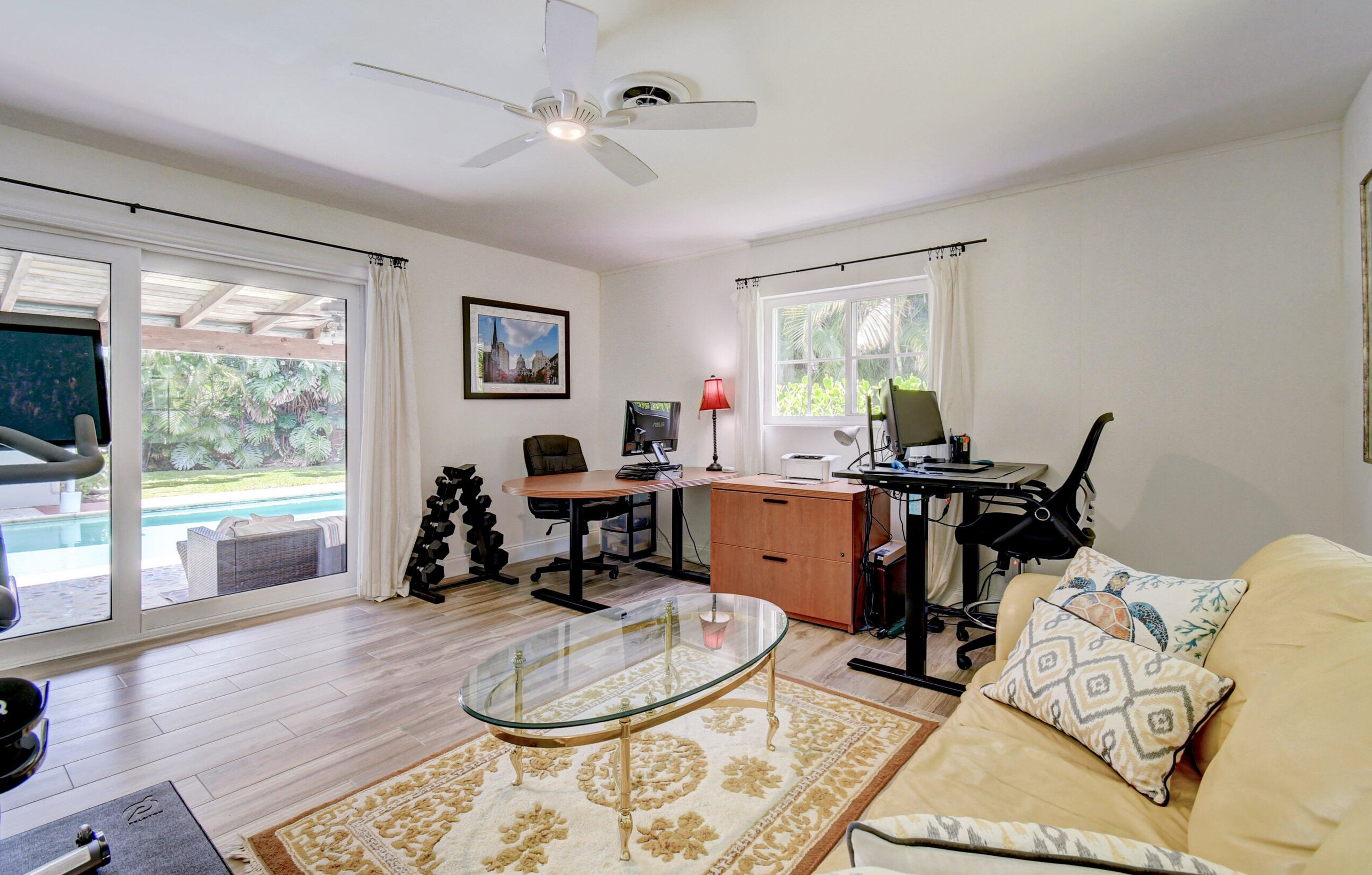 909 27th Ter, Boynton Beach FL  33435-7913 exterior