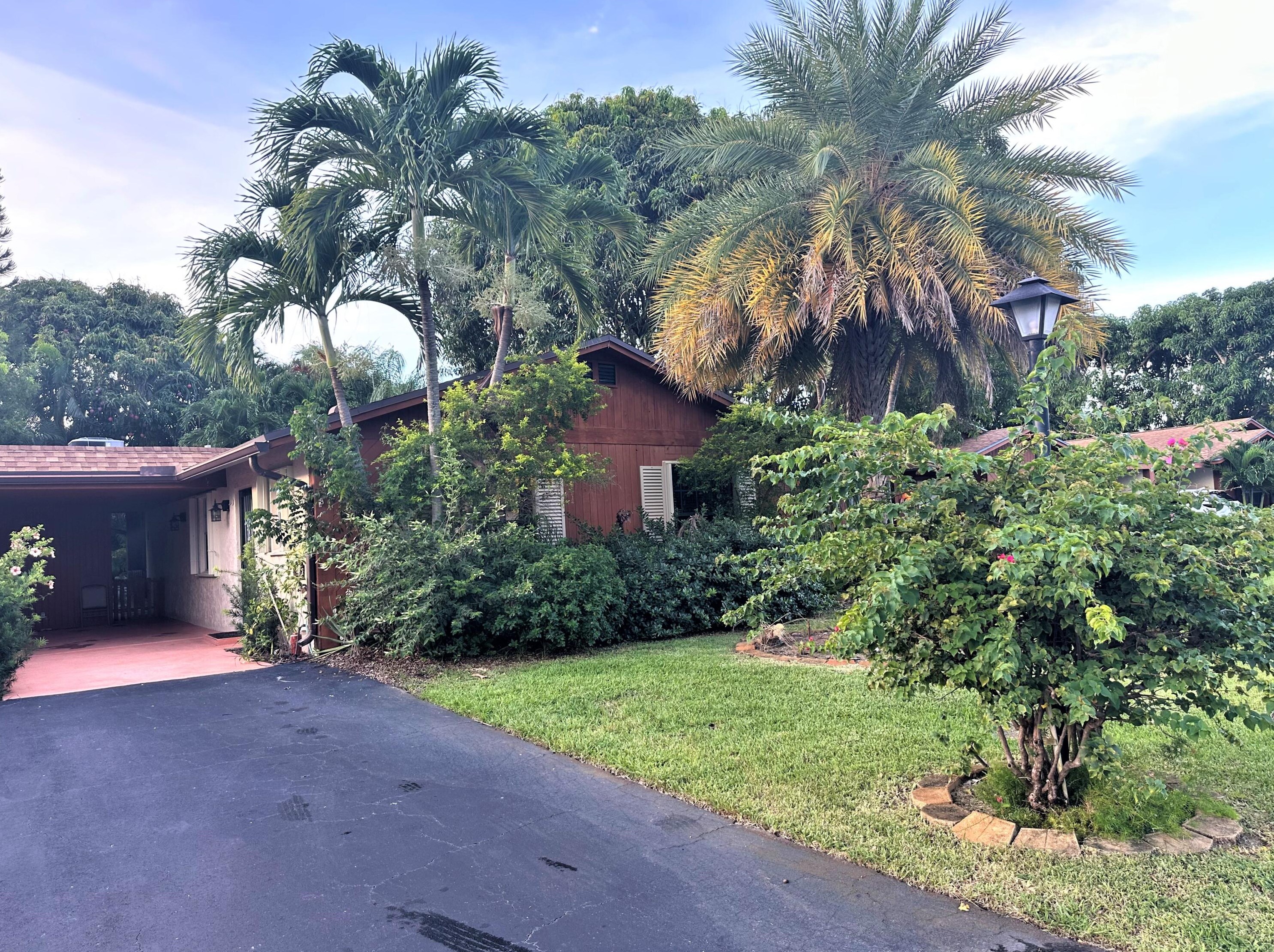 535 5th Cir, Boynton Beach, FL 33435-8928