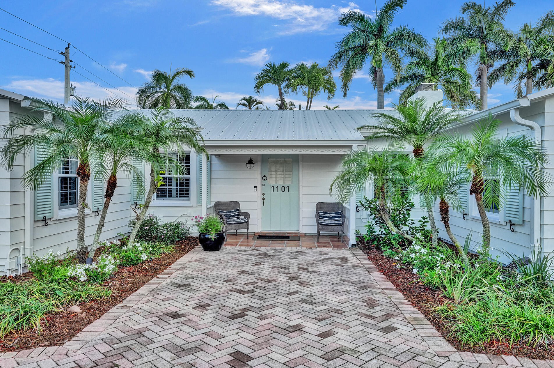1101 N Swinton Ave, Delray Beach, FL 33444