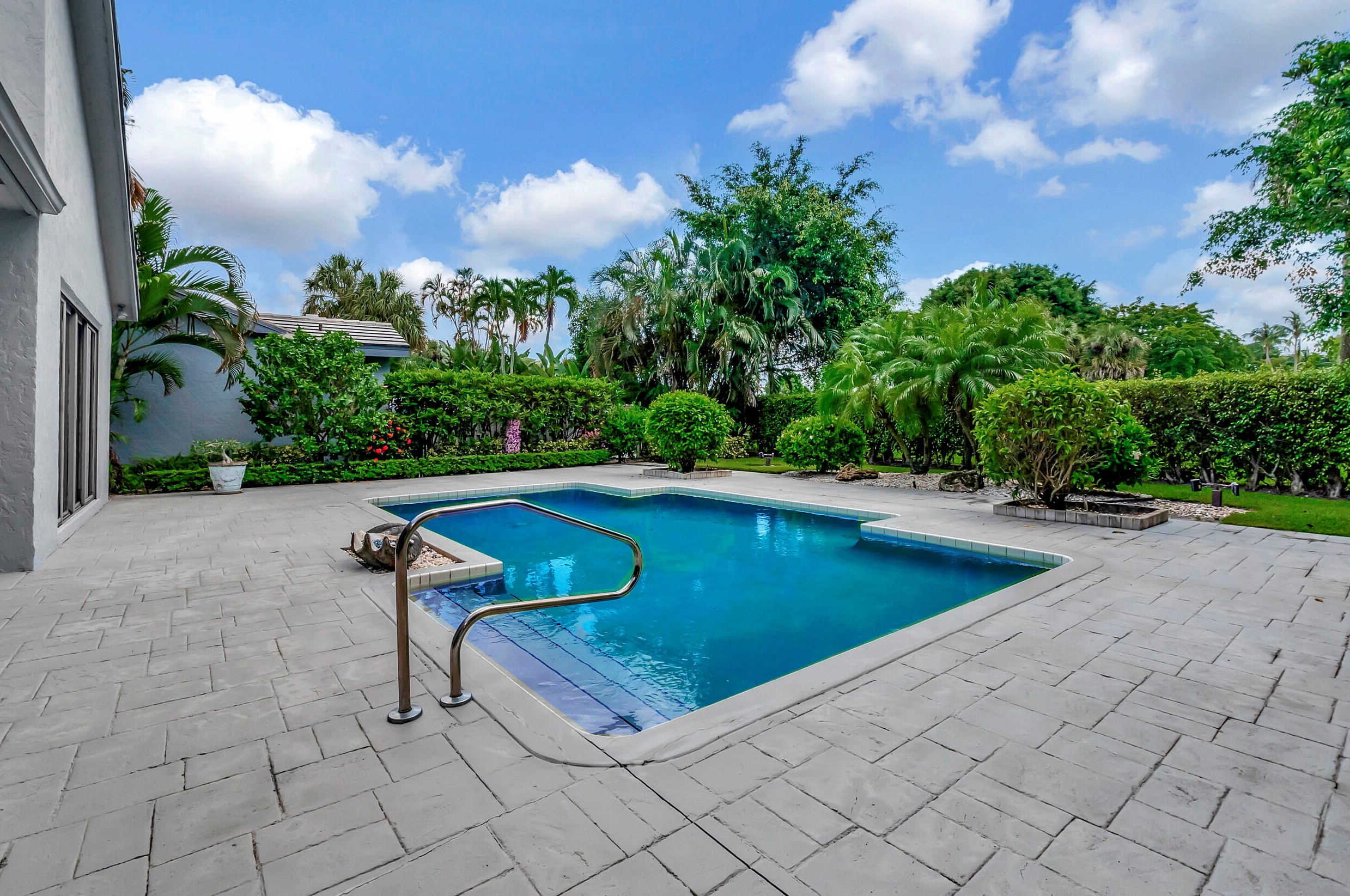 19354 Chapel Crk Dr, Boca Raton FL  33434-5128 exterior