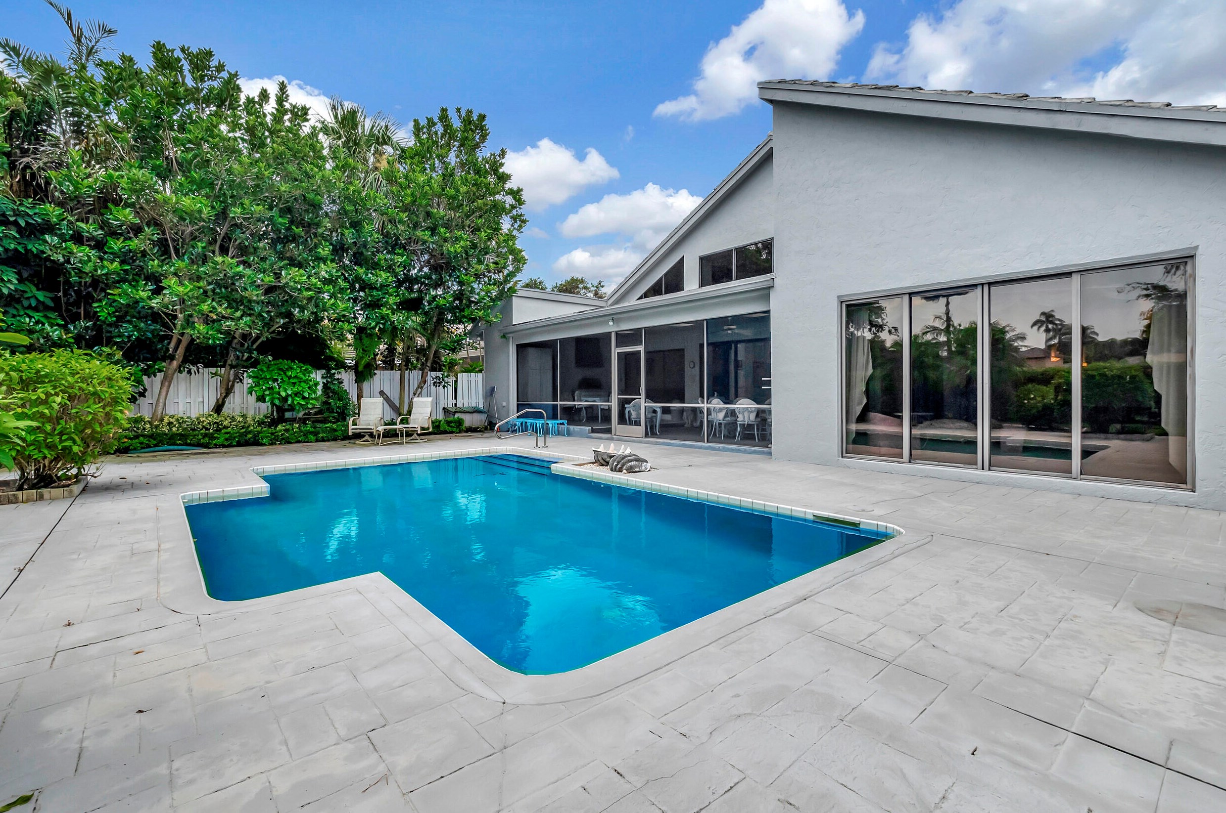 19354 Chapel Crk Dr, Boca Raton FL  33434-5128 exterior