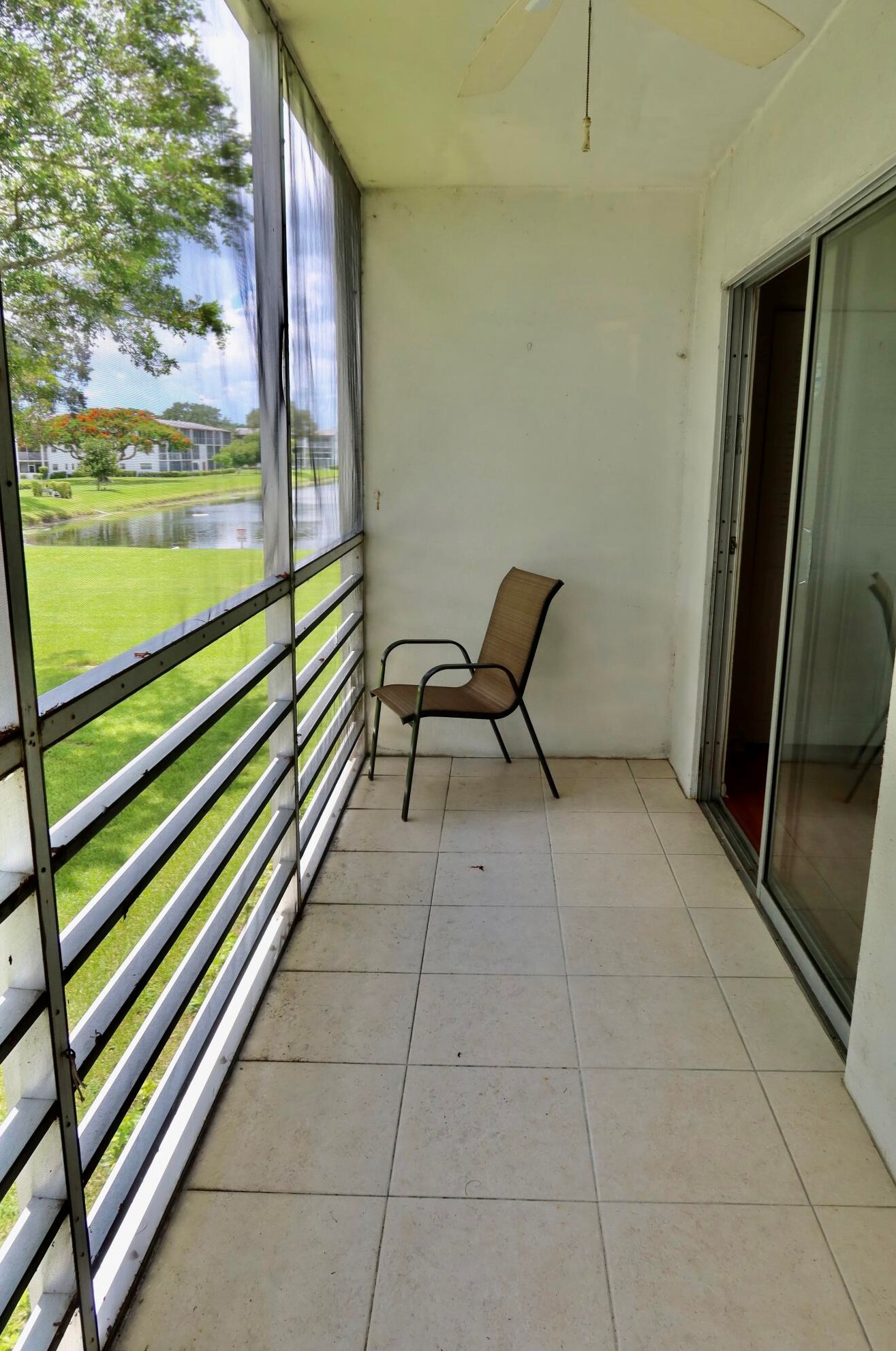 605 Fanshaw O, Boca Raton FL  33434-3071 exterior