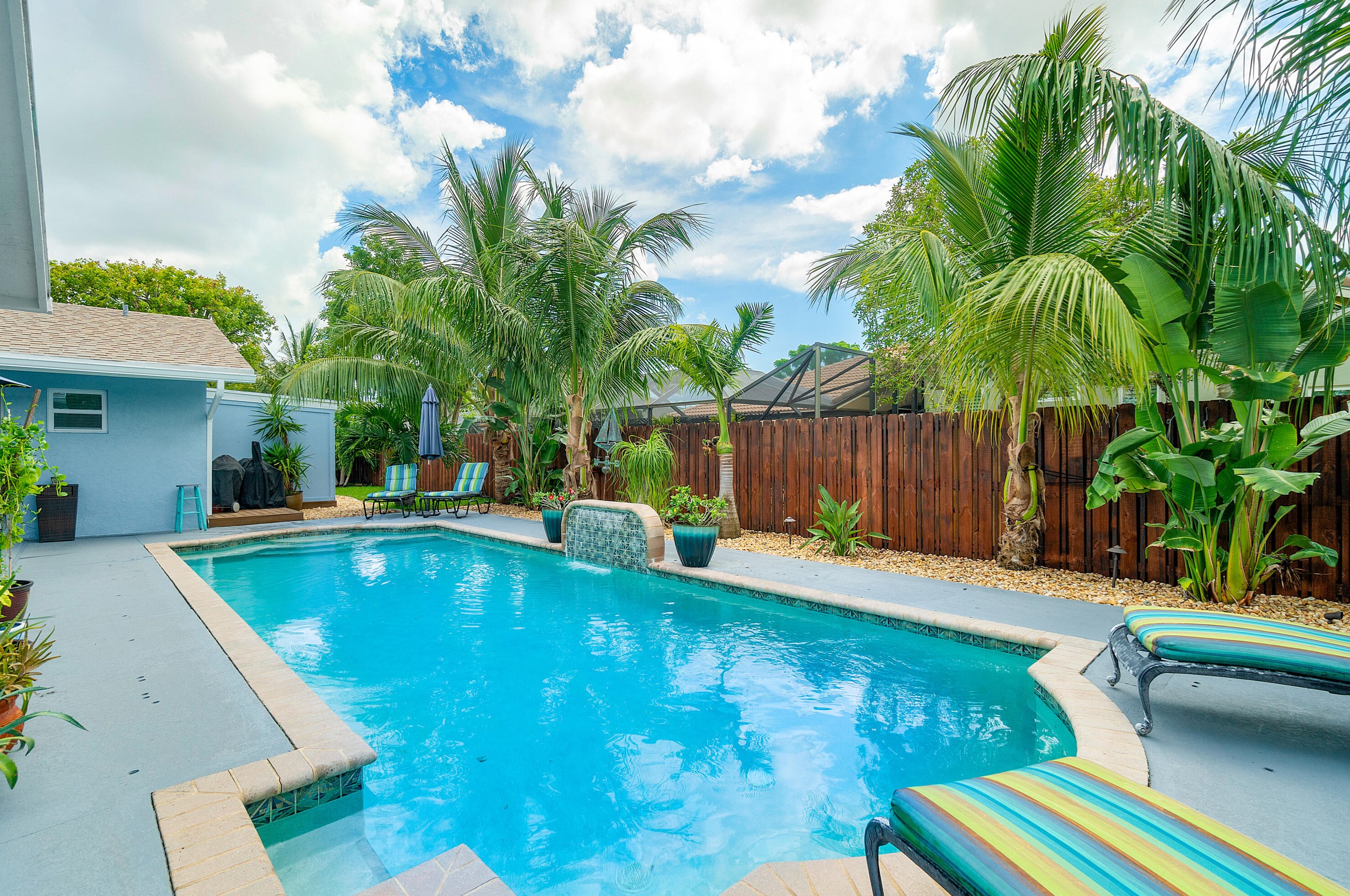 9698 Vixen Cir, Boynton Beach, FL 33436