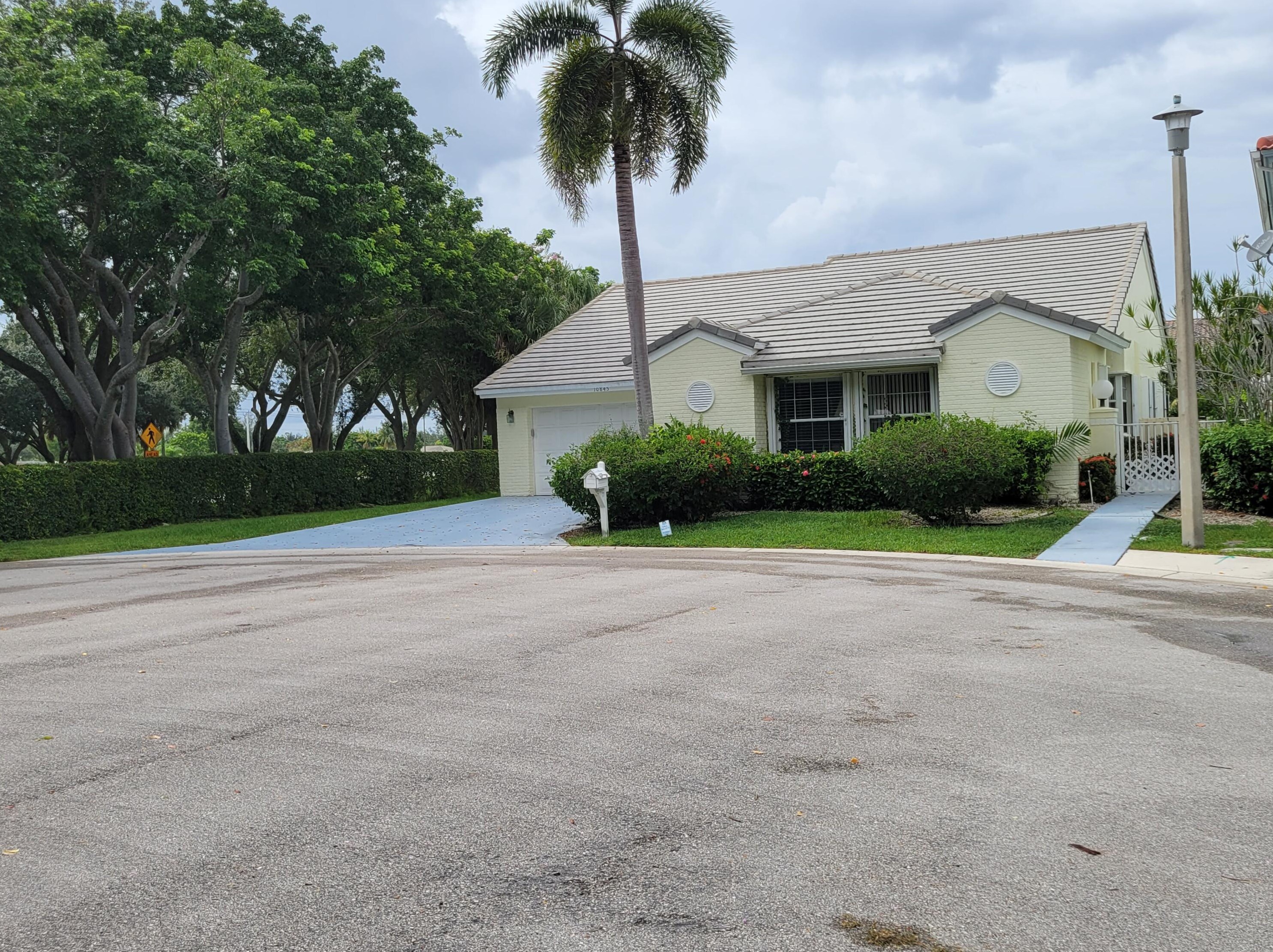 10845 Palm Spring Dr, Boca Raton, FL 33428-4012