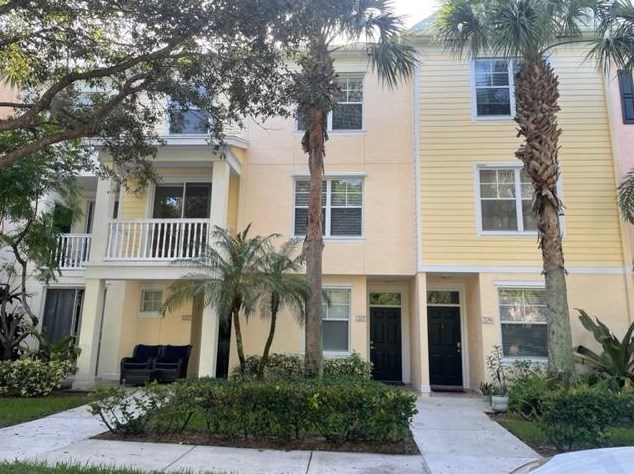 155 Galicia Way Apt 207, Jupiter, FL 33458