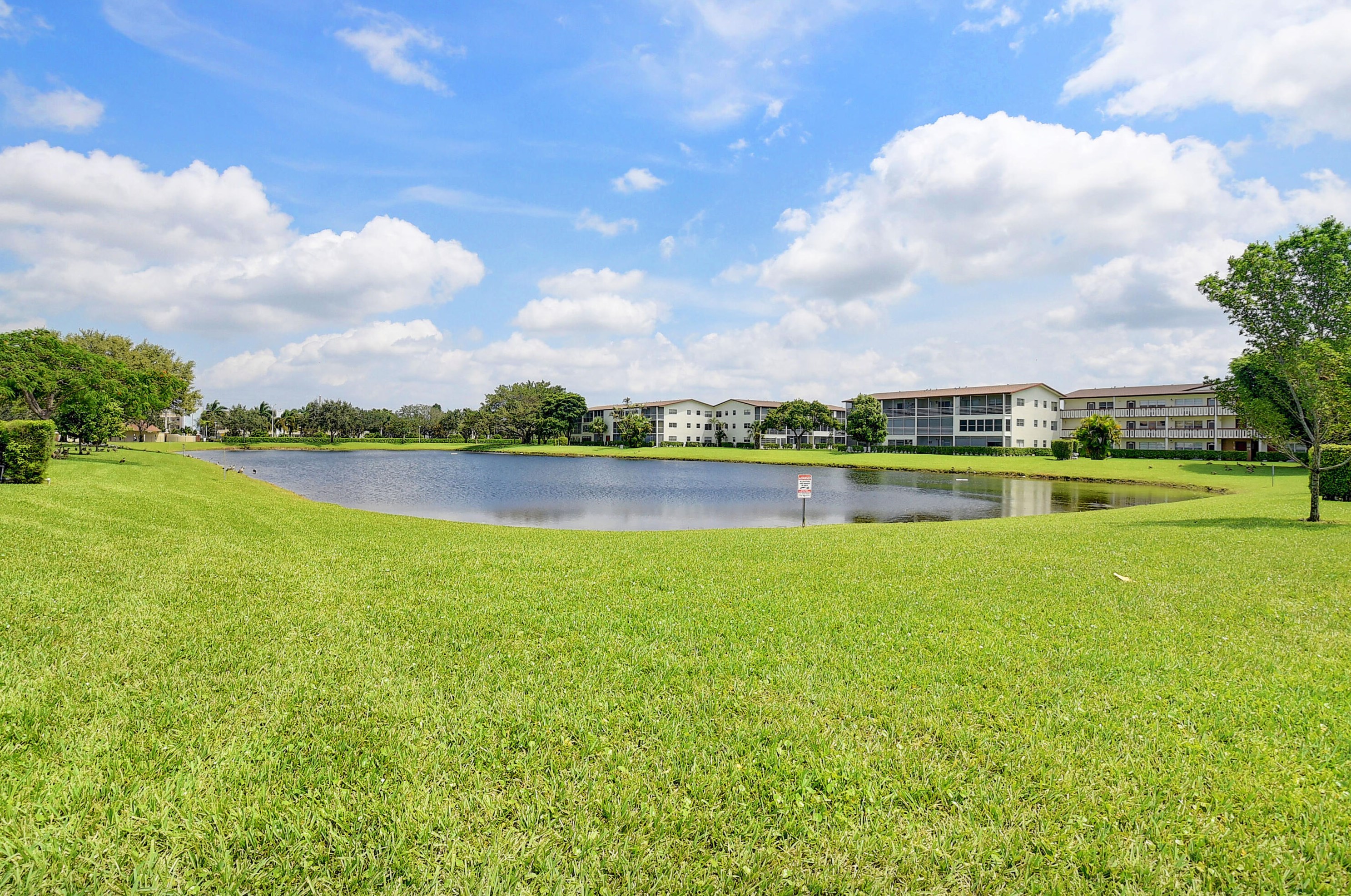 88 Brighton C, Boca Raton FL 33434-4817 exterior