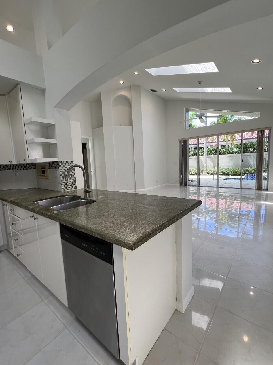 6415 23rd Ln, Boca Raton, FL 33434-4328