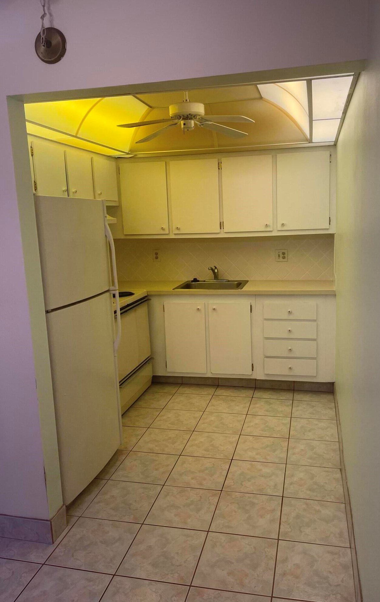 2100 Springdale Blvd, Lake Worth, FL 33461-6385