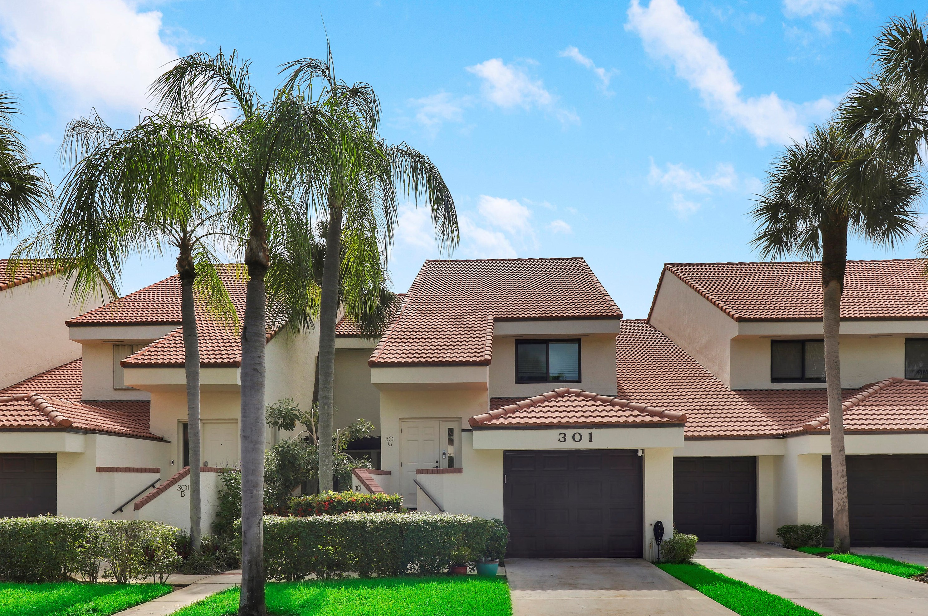 301 Sea Oats Dr Apt G, West Palm Beach, FL