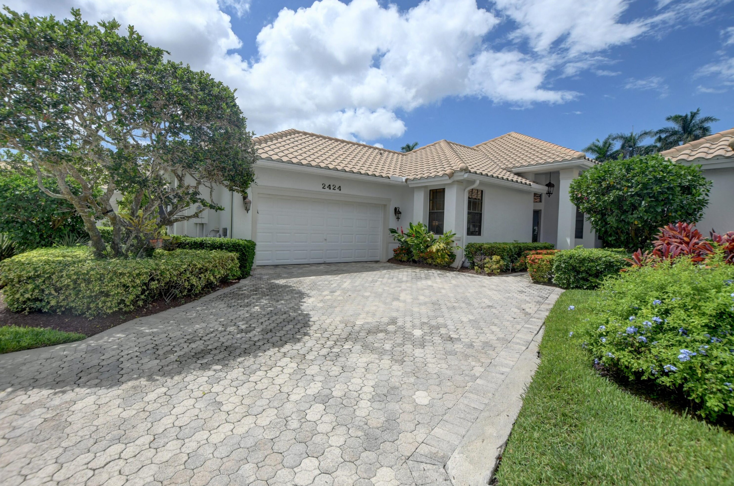 2424 63rd St, Boca Raton, FL 33496-3626