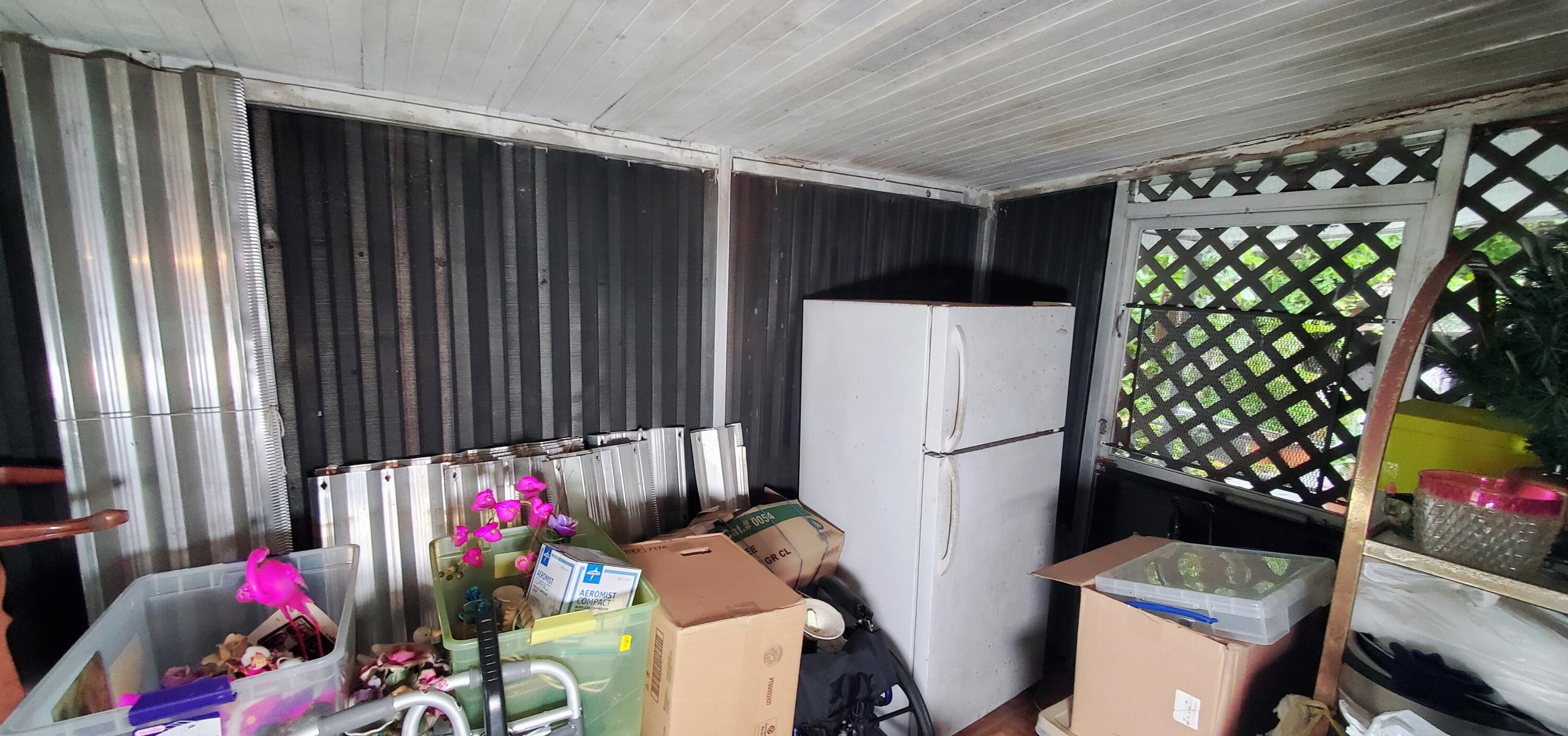 2620 205 St, Miami FL 33056-1227 exterior