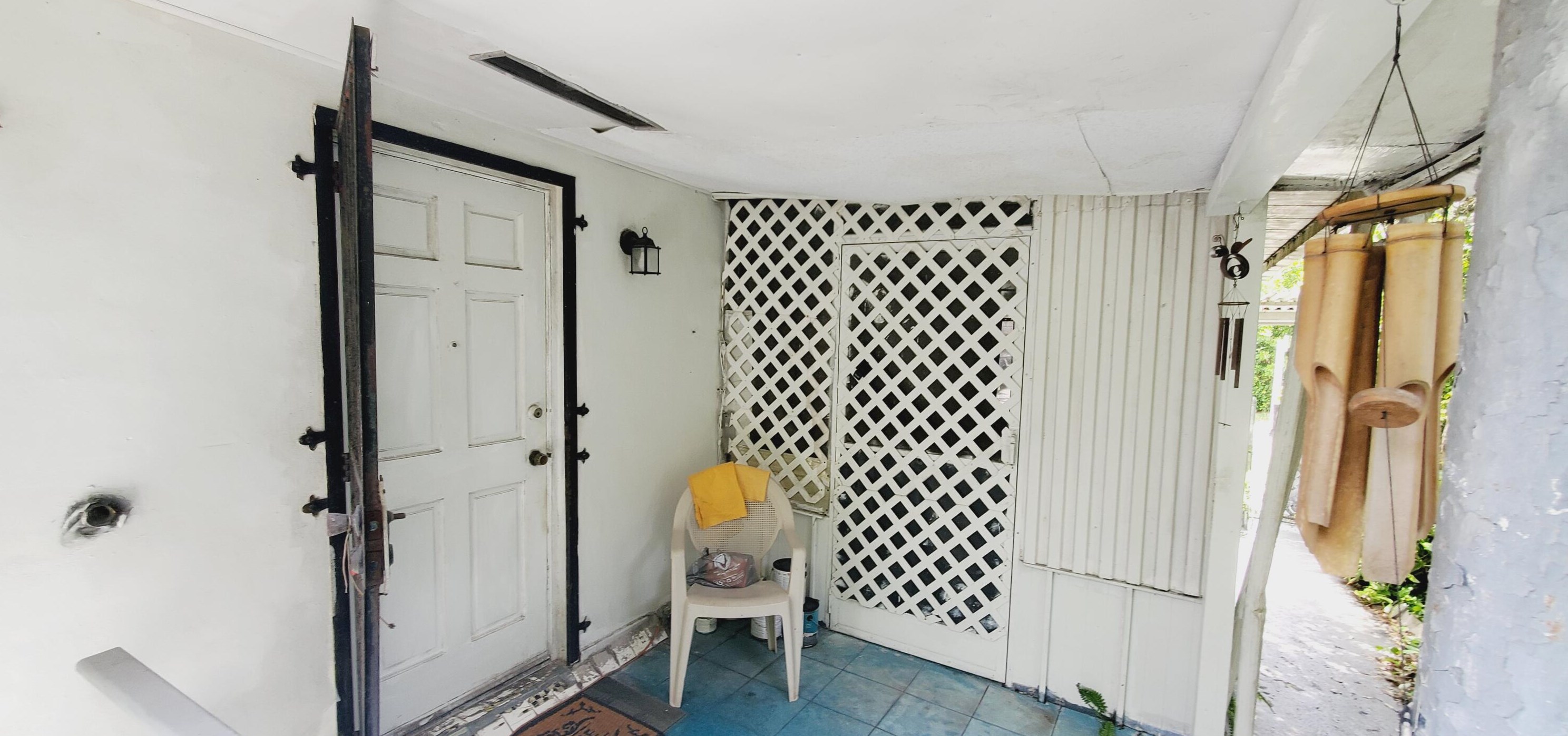 2620 205 St, Miami FL 33056-1227 exterior