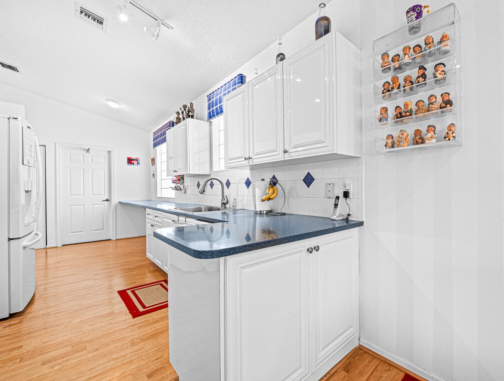 9626 Orchid Grove Trl, Boynton Beach FL 33437-5475 exterior