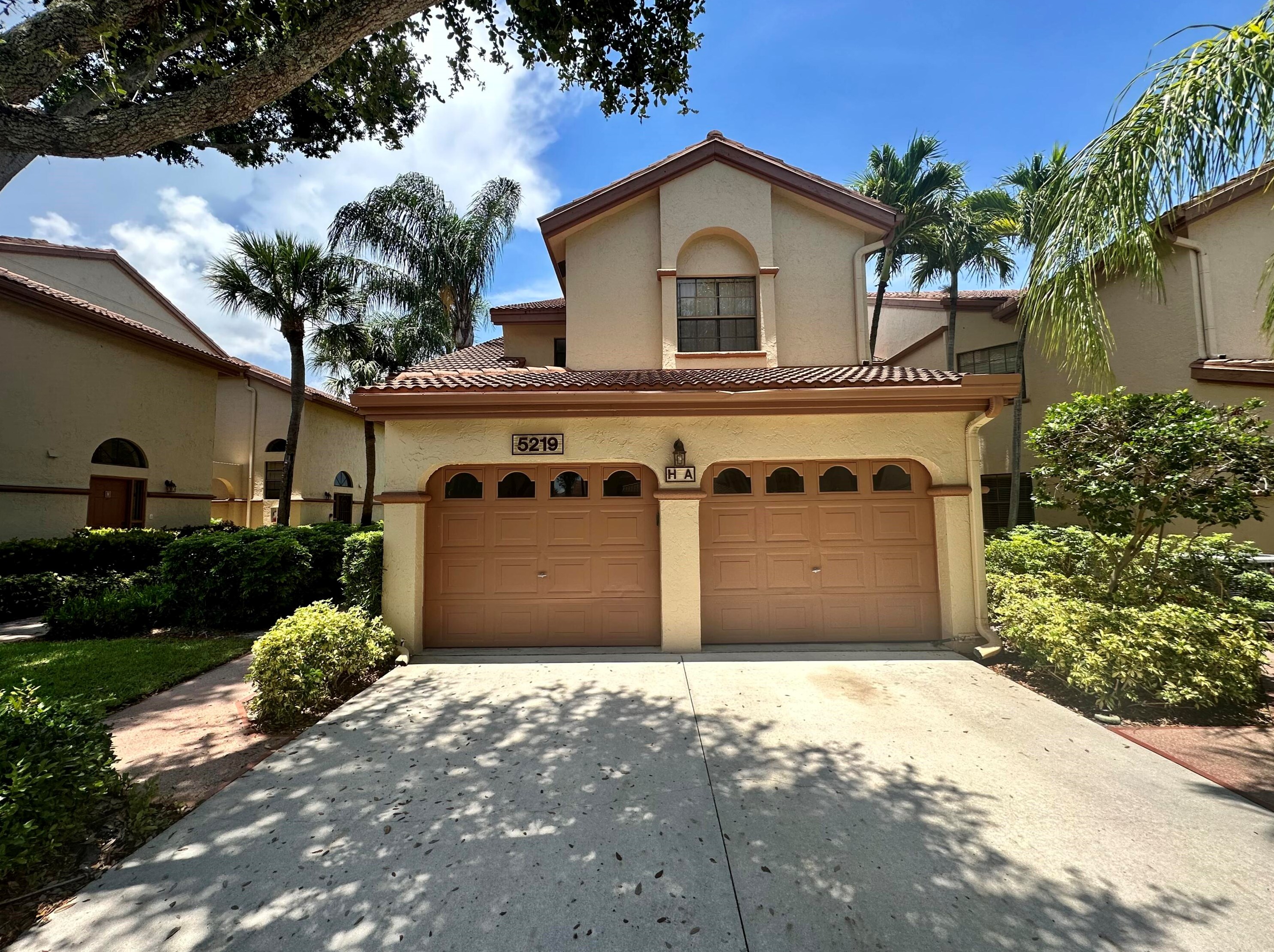 5219 Europa Dr #h, Boynton Beach, FL