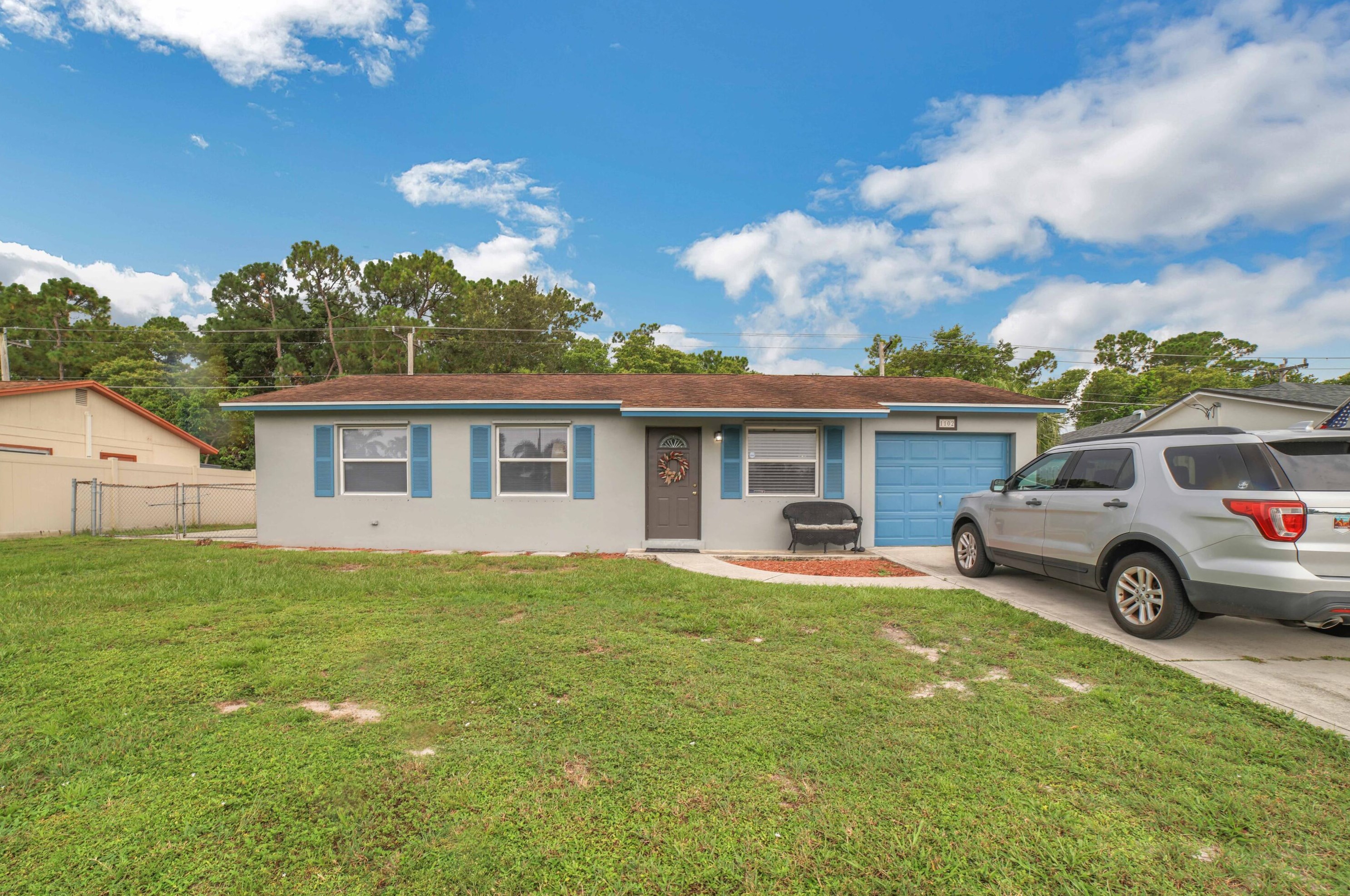 1102 Mohican Blvd, Jupiter, FL 33458-5655