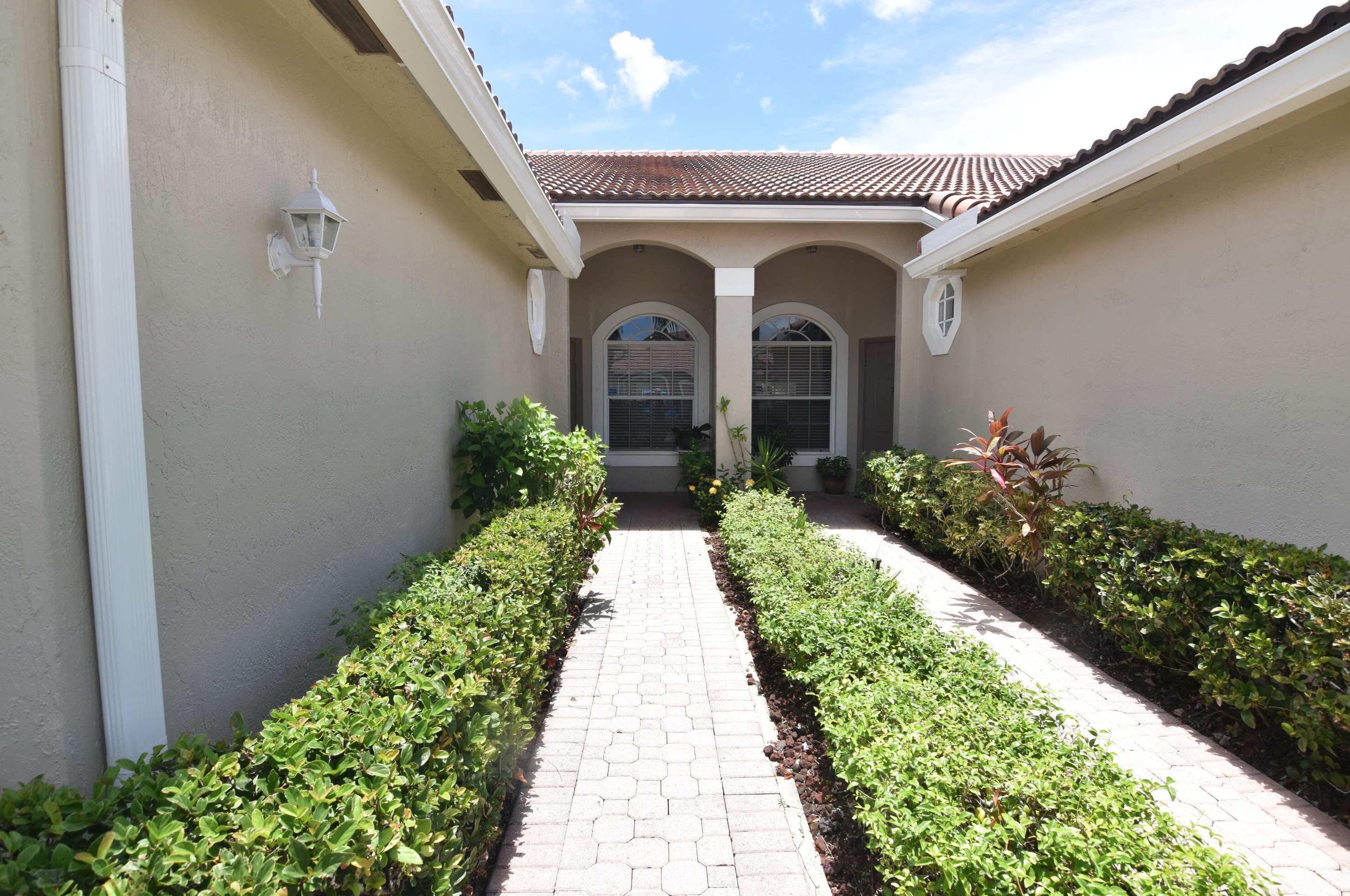 8388 Via Leonessa, Boca Raton, FL 33433-2218