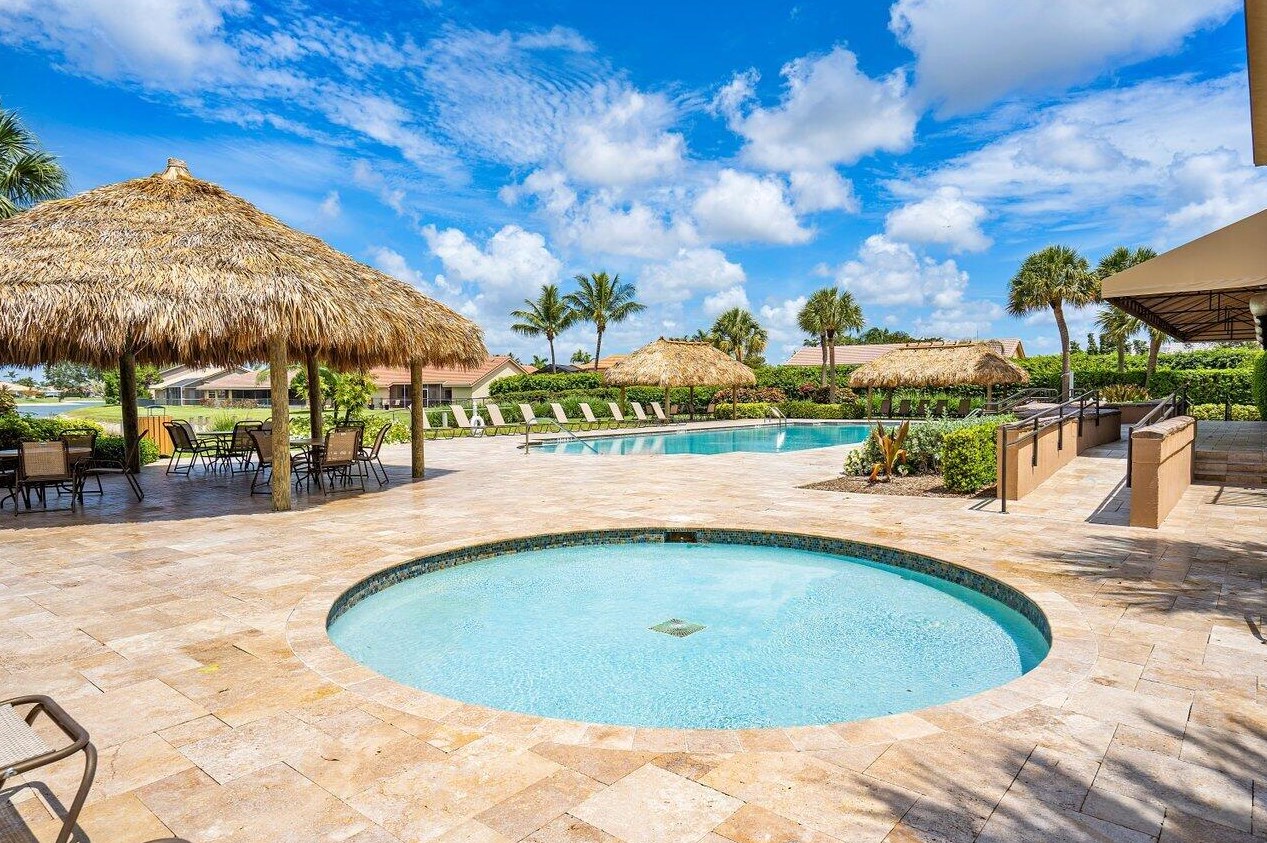 22075 Flower Dr, Boca Raton FL 33428-4627 exterior