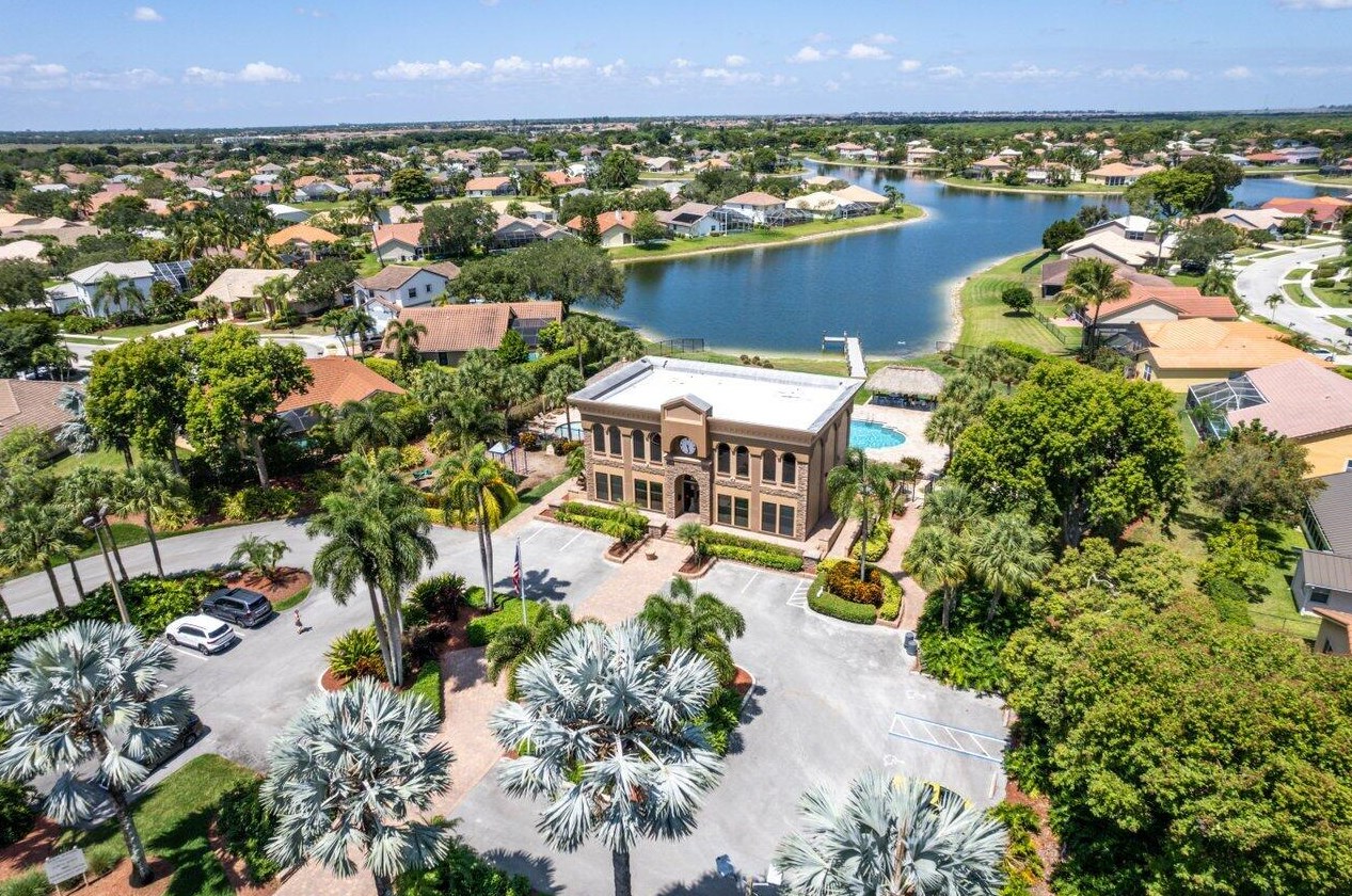 22075 Flower Dr, Boca Raton FL 33428-4627 exterior