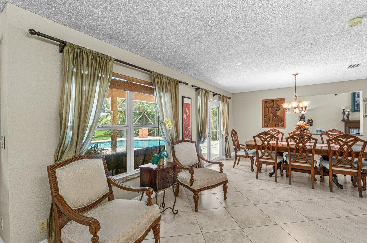 22075 Flower Dr, Boca Raton FL 33428-4627 exterior