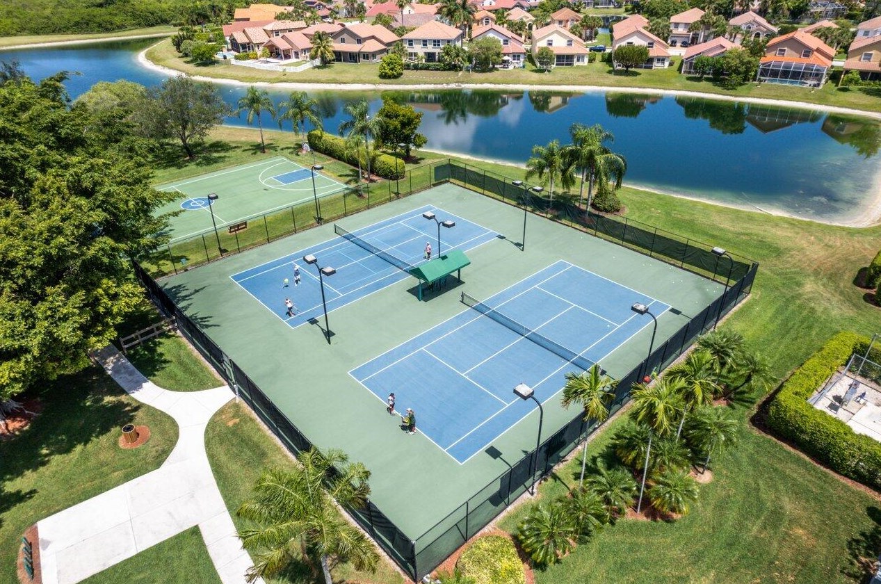 22075 Flower Dr, Boca Raton FL 33428-4627 exterior