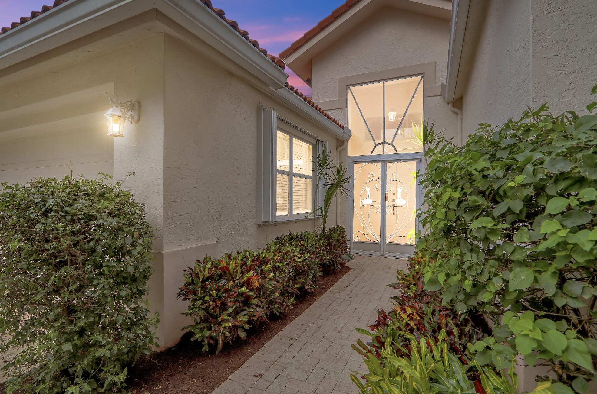 9183 Bay Point Cir, West Palm Beach, FL 33411